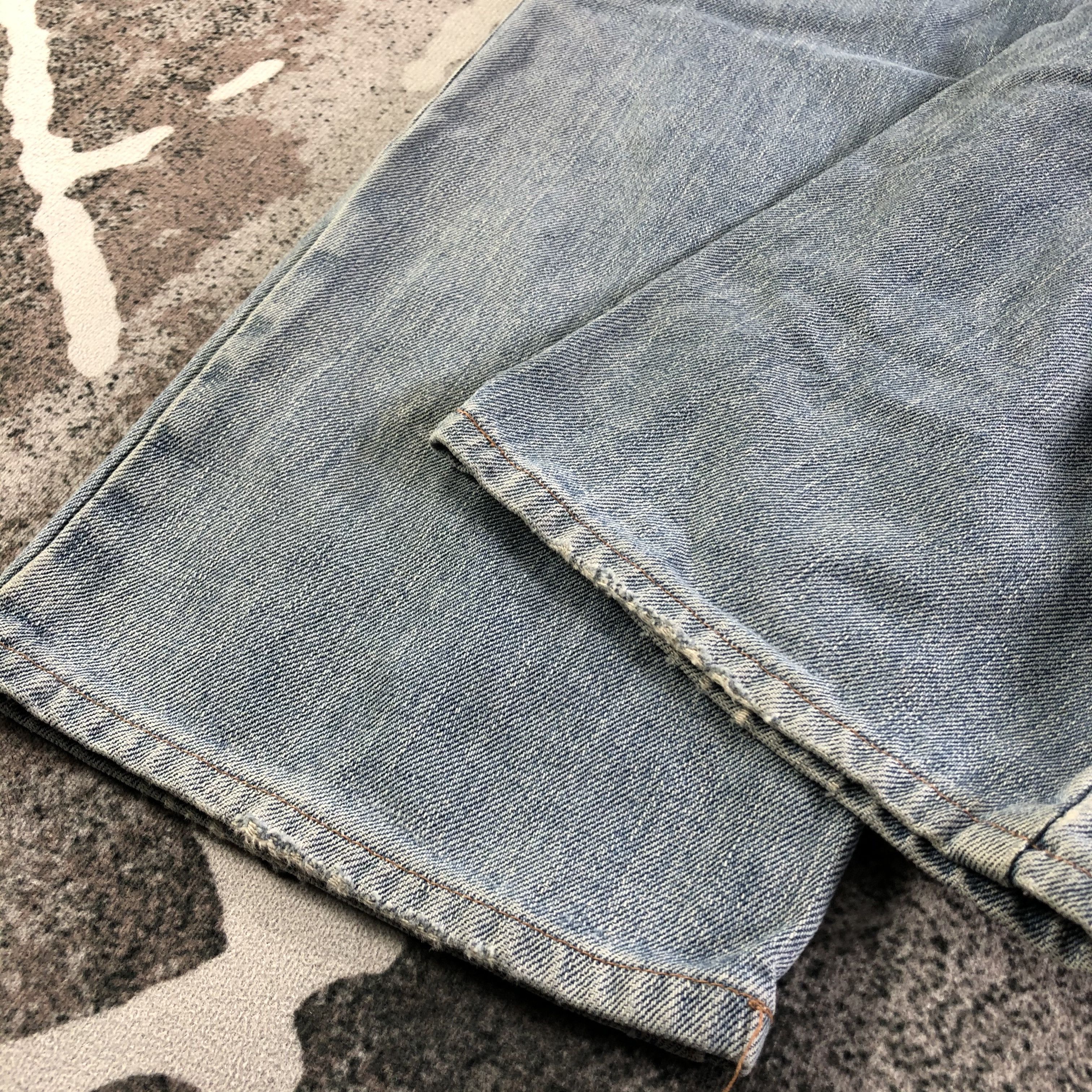 Levi's Vintage Levis Jeans 519 Ripped Medium Wash KJ2494 Size US 27 - 6 Thumbnail
