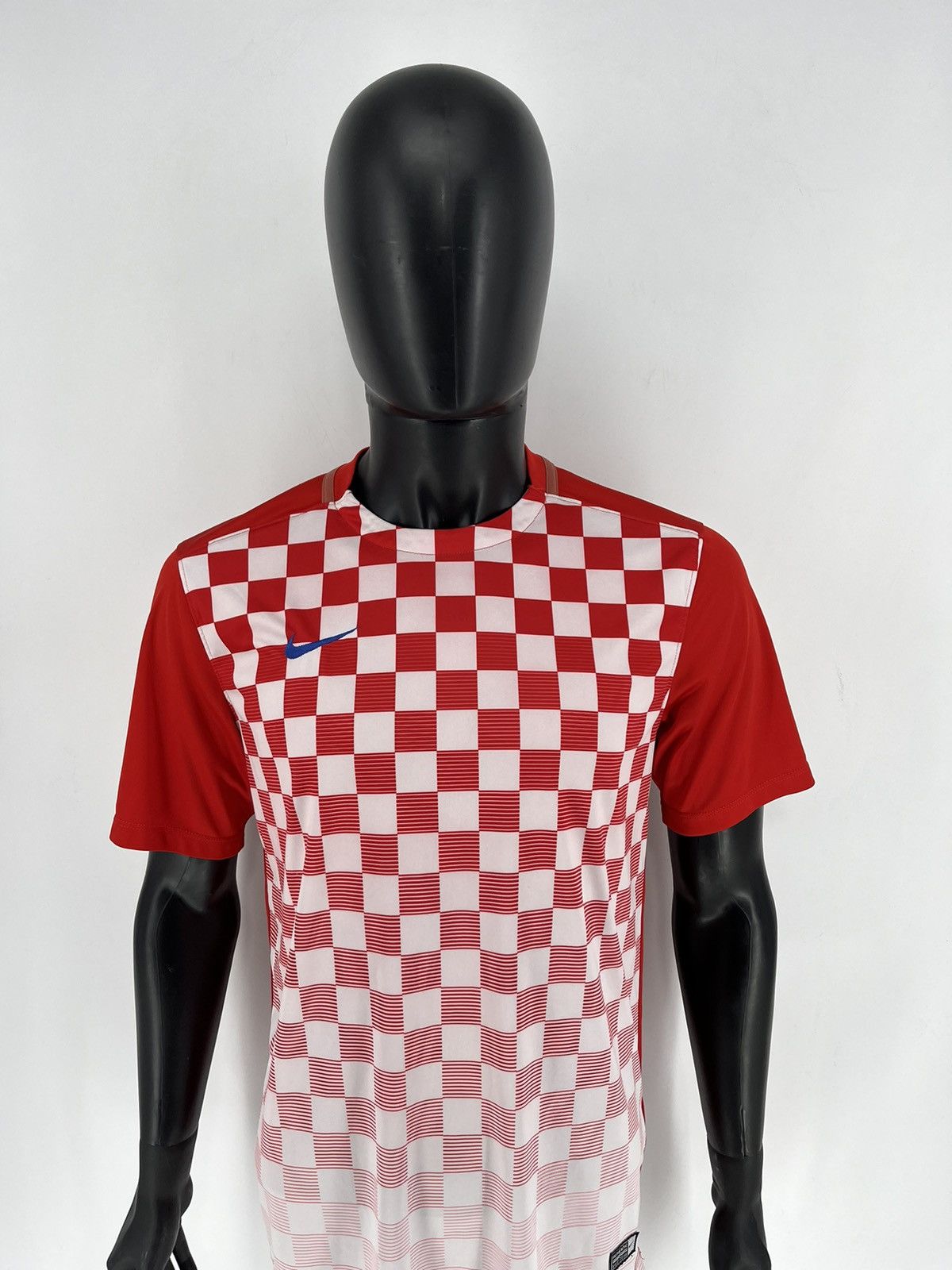 Vintage Vintage Croatia National Nike Home Euro Soccer Jersey Size US M / EU 48-50 / 2 - 5 Thumbnail