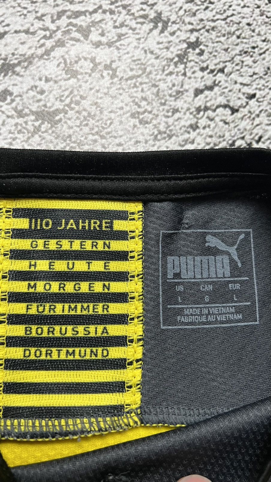 Puma 2019-2020 FC Borussia Dortmund Jadon Sancho puma jersey Size US L / EU 52-54 / 3 - 6 Thumbnail