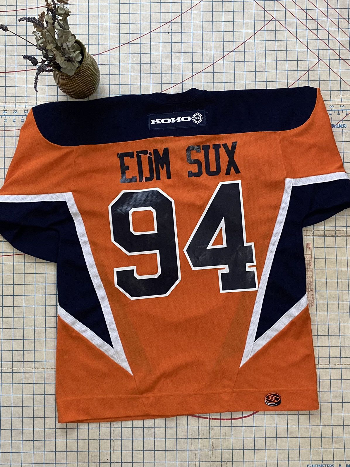 Koho × NHL Koho New York Islanders 2006-07 Orange Size Medium Size US M / EU 48-50 / 2 - 12 Thumbnail