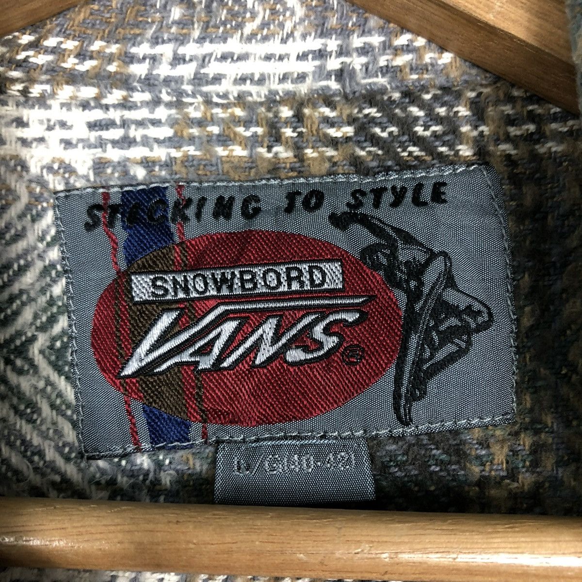 Japanese Brand 📌VINTAGE SHIRT FLANNEL JACKET VANS USA TARTAN DESIGN Size US M / EU 48-50 / 2 - 22 Thumbnail