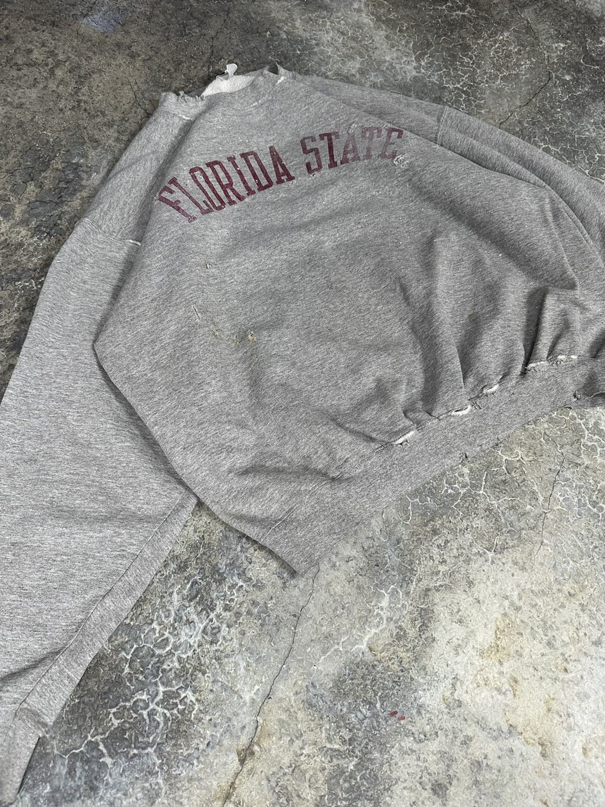 Nike × Vintage Vintage Nike Florida State Thrashed Crewneck Size US L / EU 52-54 / 3 - 3 Thumbnail