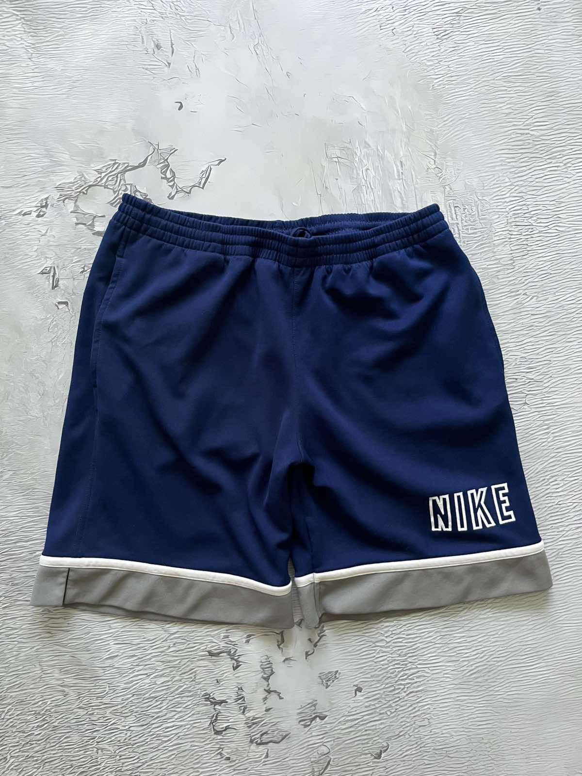 Nike Y2K Nike Streetwear Vintage Shorts Blue Size US 33 - 2 Thumbnail