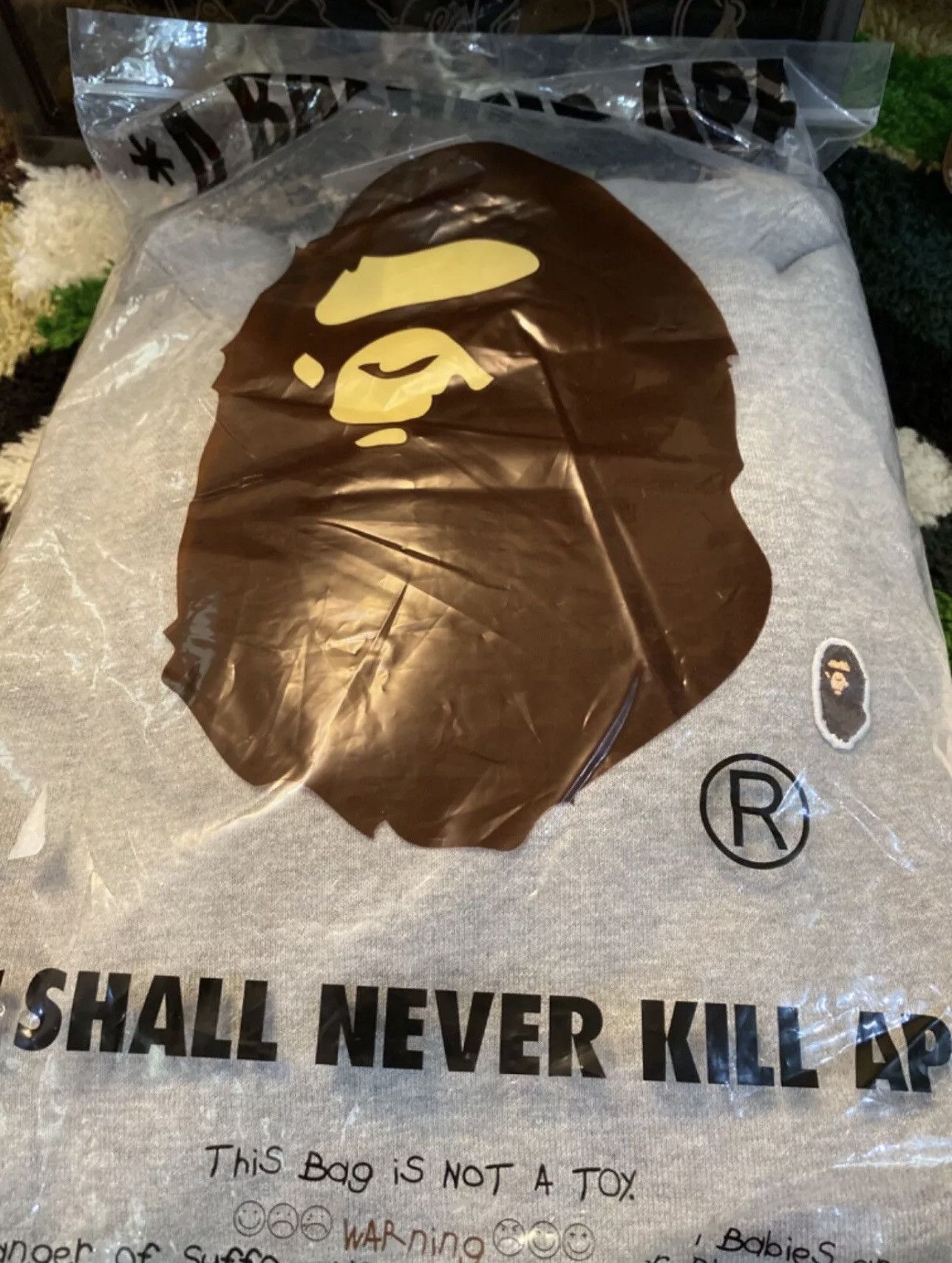Bape A Bathing Ape Gray Hoodie Size M Size US M / EU 48-50 / 2 - 6 Thumbnail