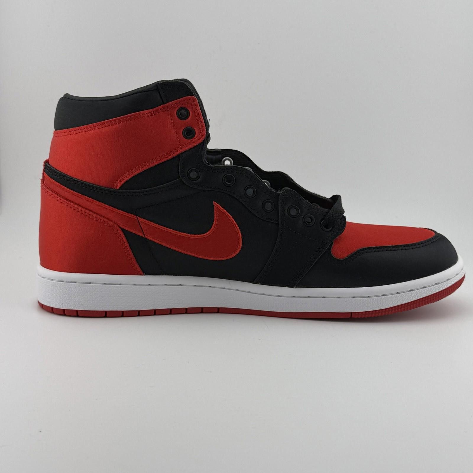 Nike Jordan 1 Satin Bred 11.5W New Size US 11.5 / IT 41.5 - 4 Thumbnail