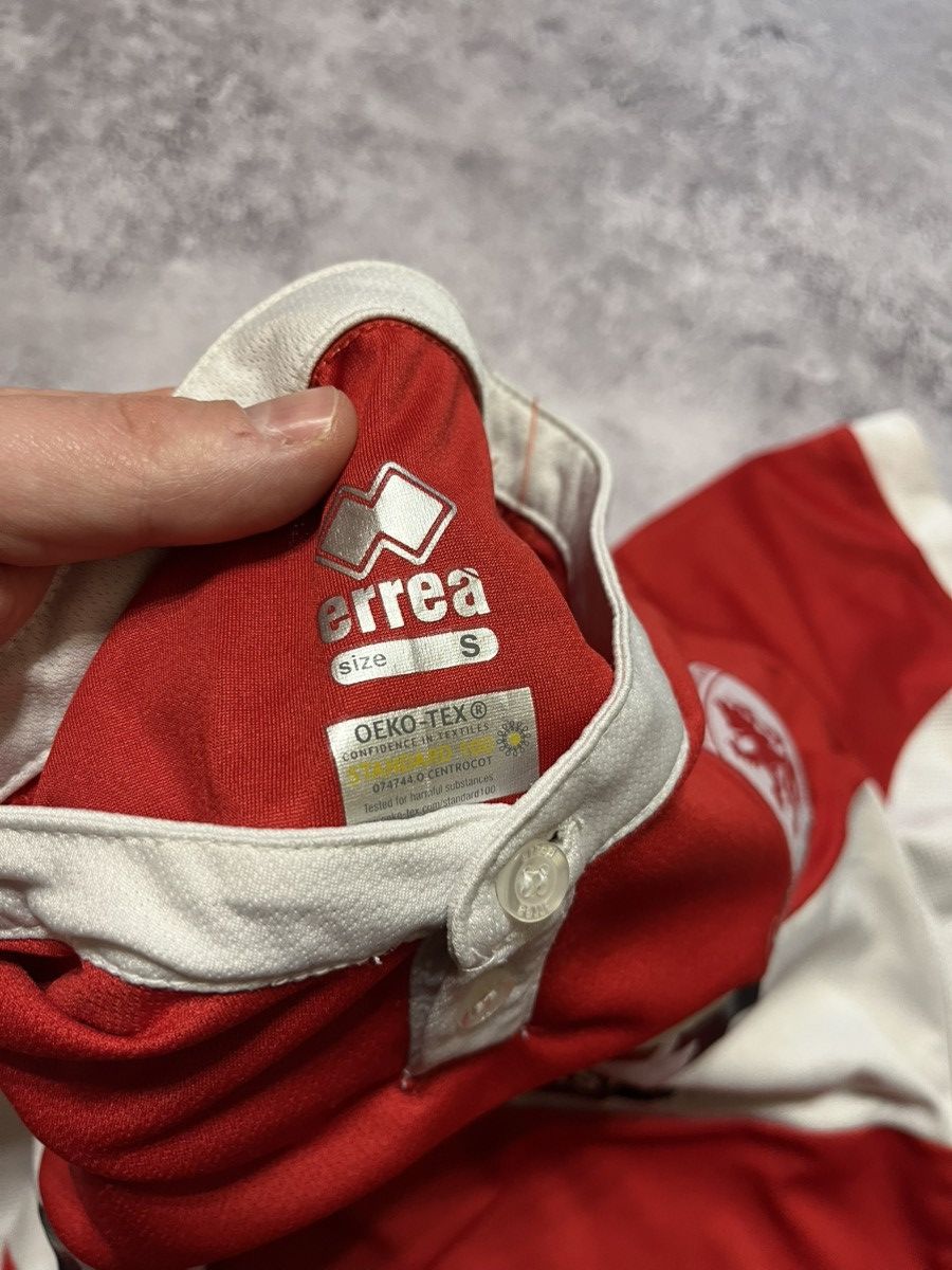 Errea Player Issue Isaiah Jones Middlesbrough 2022/2023 Size US S / EU 44-46 / 1 - 7 Thumbnail