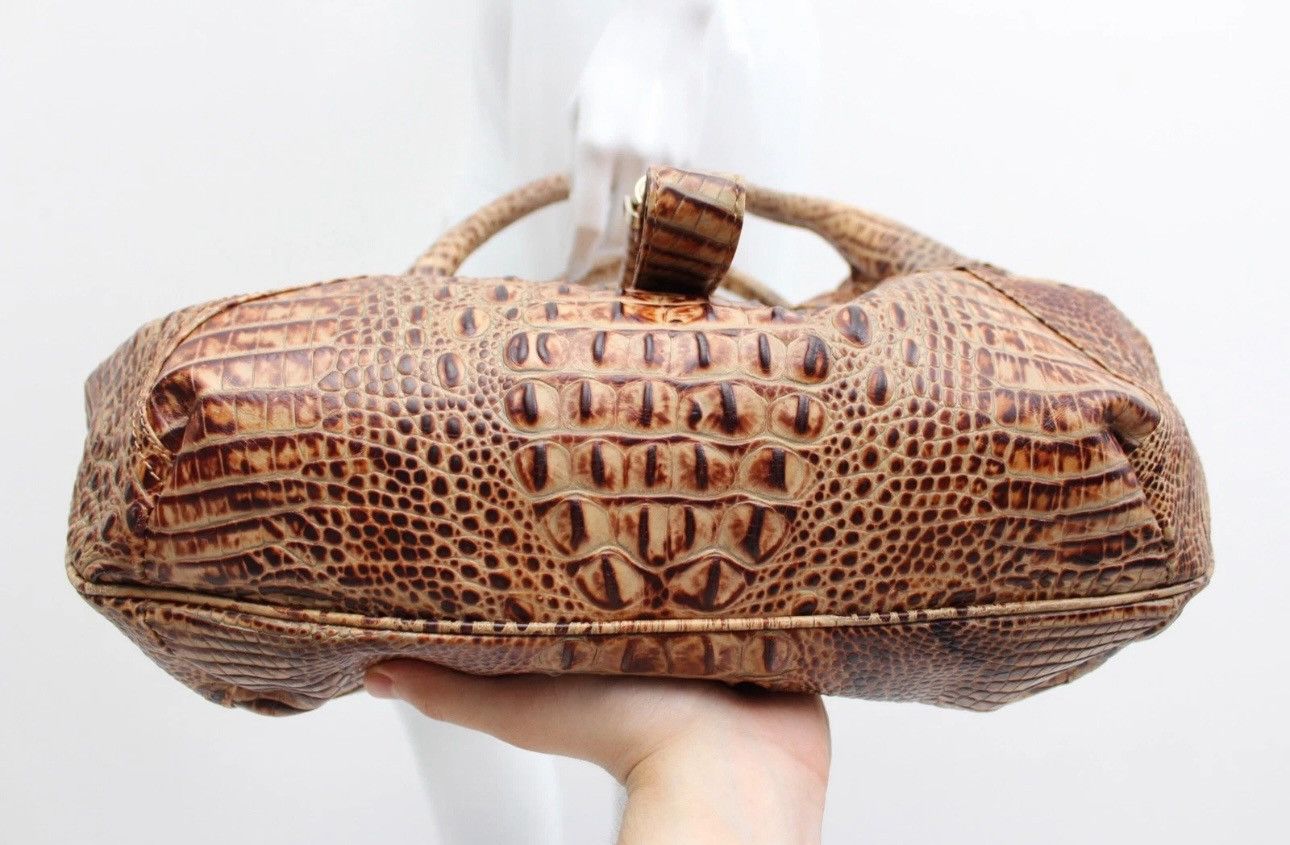 Fendi Vintage FENDI ALLIGATOR Spy Bag VERY RARE Size ONE SIZE - 11 Thumbnail