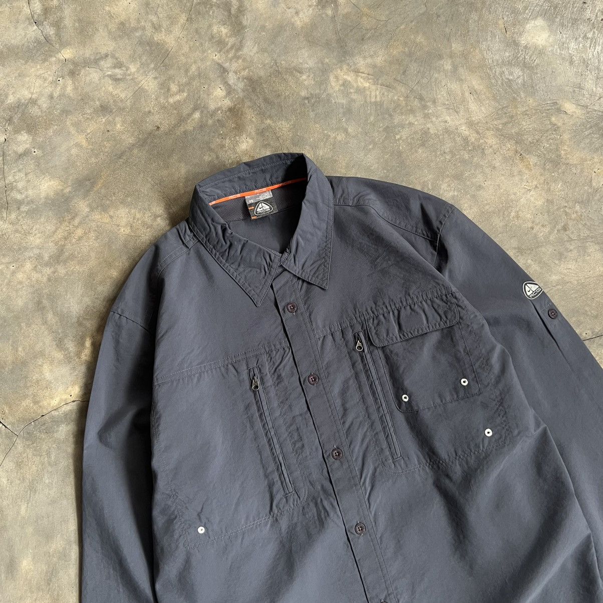 Nike ACG Nike ACG Double Ultility Pocket Button up Shirt Size US M / EU 48-50 / 2 - 2 Thumbnail