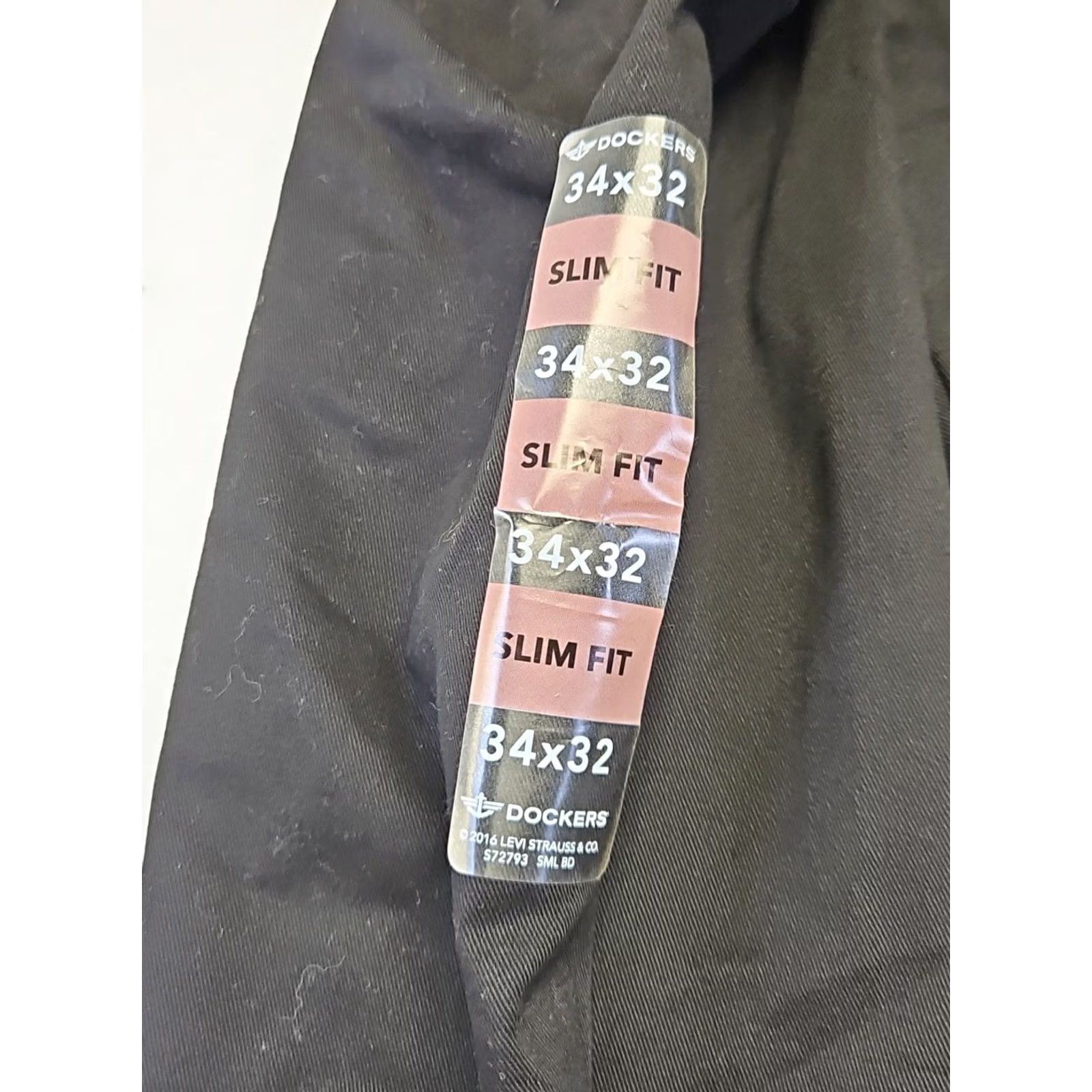 Dockers Dockers Slim Fit Black Dress Pants 34x32 Men’s Flat Front Stretch Waterless Regular Inseam 32 Pants Size US 34 / EU 50 - 4 Thumbnail