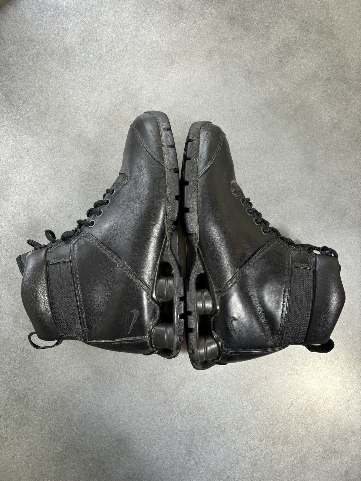 Nike × Vibram × Vintage 2004 Nike Shox Neo Mid Vintage Nike Shox Boots Vibram 308659 Size US 9 / EU 42 - 11 Thumbnail