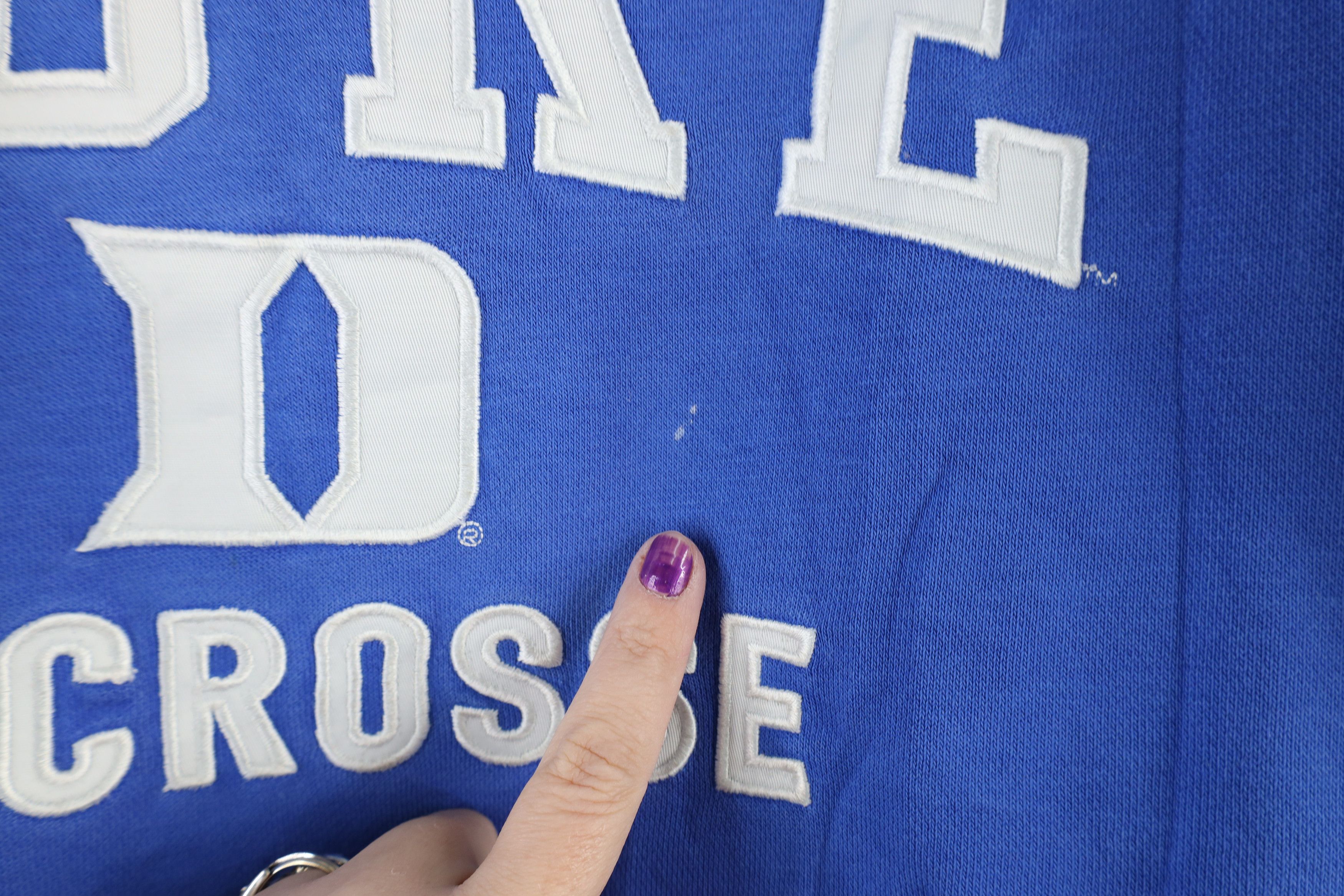 Nike Vintage Nike Mini Swoosh Duke University Lacrosse Hoodie Size US M / EU 48-50 / 2 - 9 Thumbnail