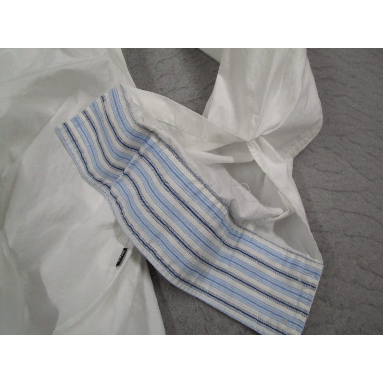 Hugo Boss VINTAGE? No; The item is not vintage. Title: HUGO BOSS Shirt Mens XL Slim Fit White Button-Up Long Sleeve Casual Shirt Size US XL / EU 56 / 4 - 7 Thumbnail