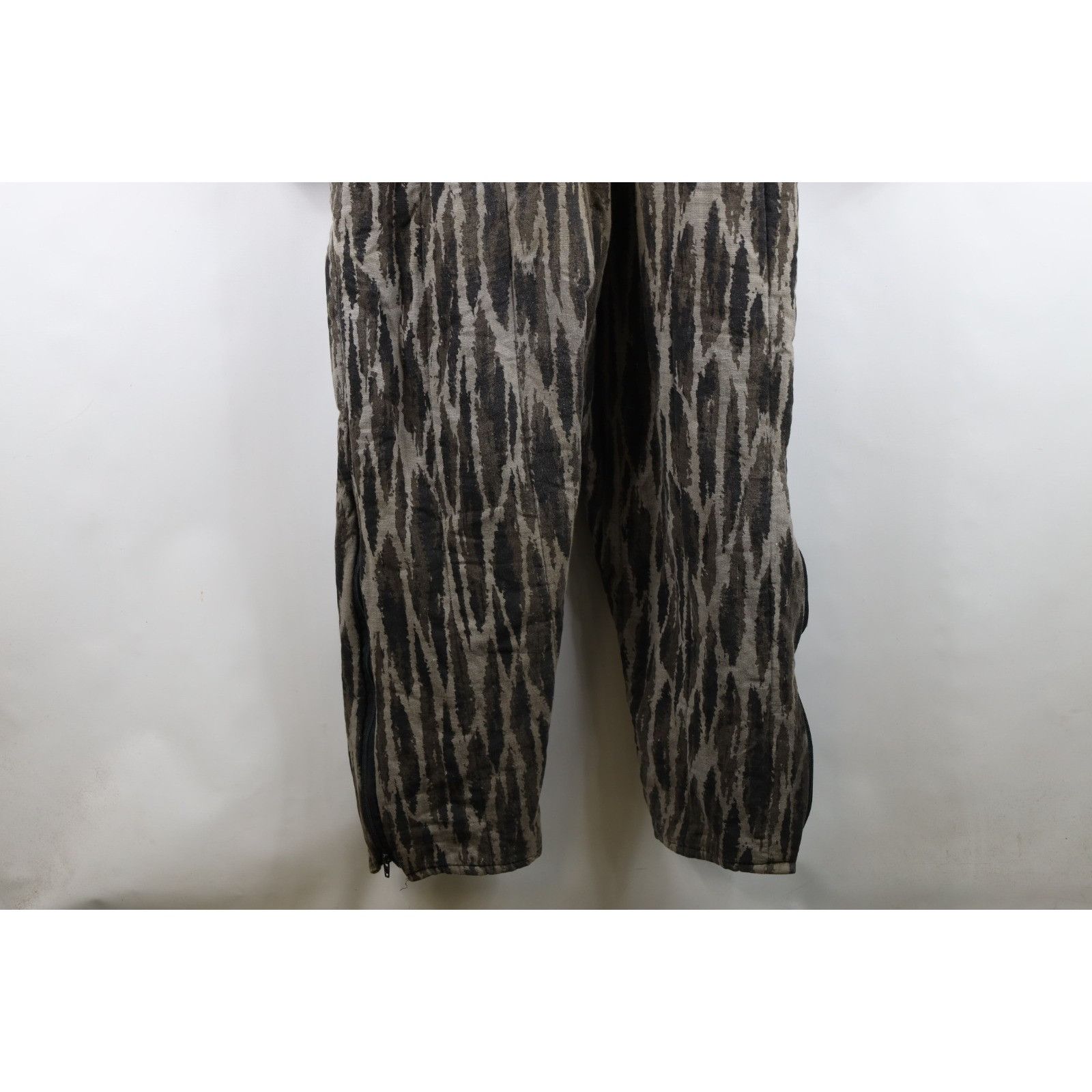 Vintage Vintage 70s Streetwear Faded Quilted Camouflage Coveralls Size US M / EU 48-50 / 2 - 21 Thumbnail