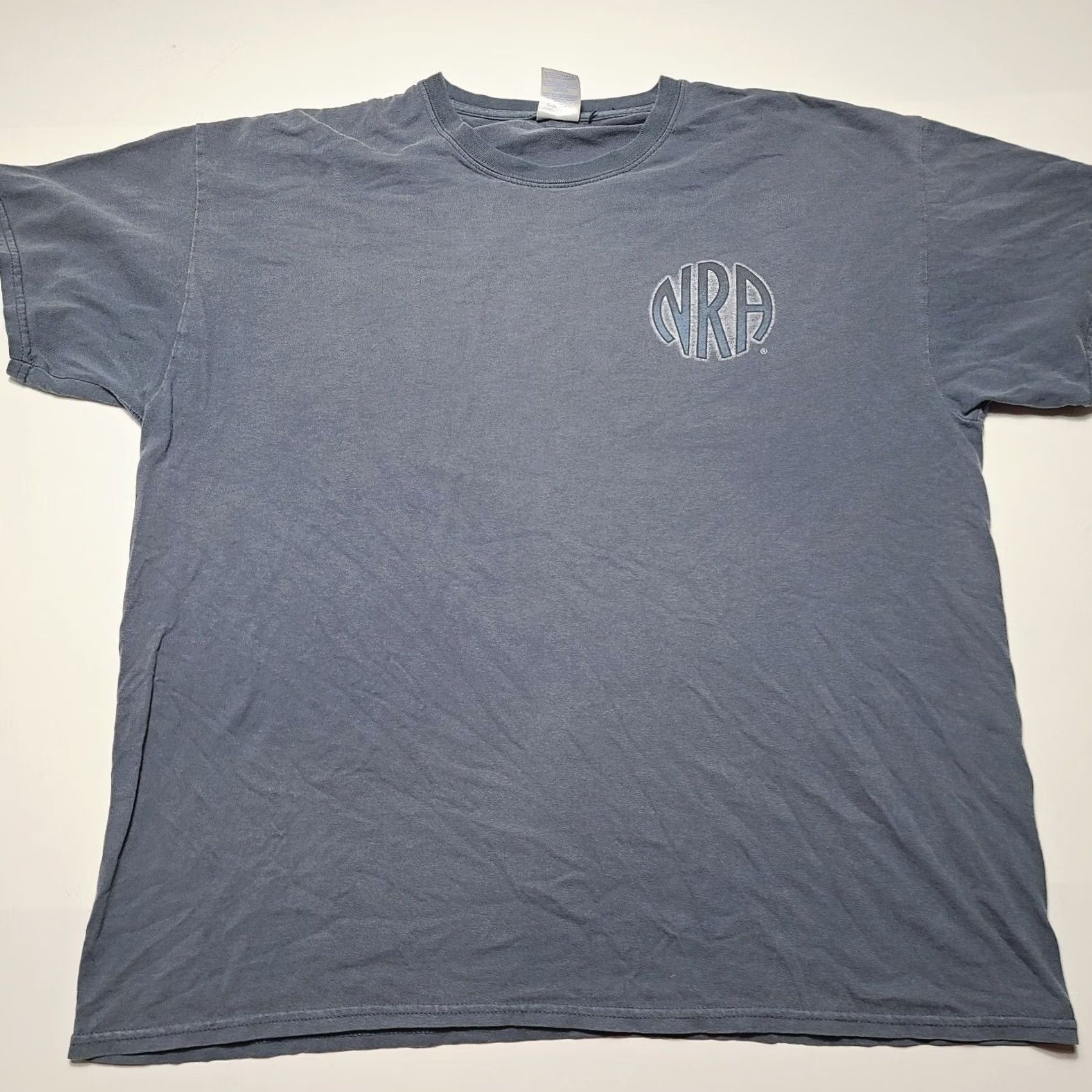 Gildan NRA Shirt XL T-Shirt Crew Neck Unisex Adults Right To Bear Arms American Eagle Guns American Flag USA Blue Size US XL / EU 56 / 4 - 3 Thumbnail