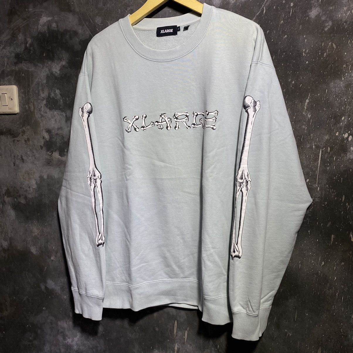 Xlarge X-Large Skullbones Logo Sweatershirt Size US L / EU 52-54 / 3 - 1 Thumbnail