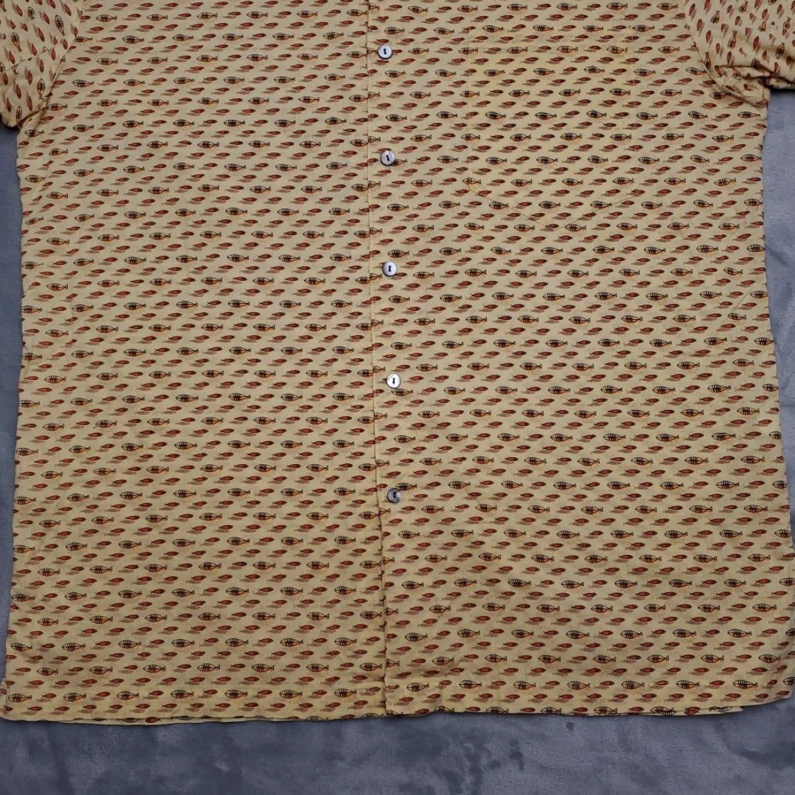 Tori Richard VINTAGE Tori Richard Shirt Mens L Yellow Geometric Fish Print Button Up Short Sleeve Size US L / EU 52-54 / 3 - 2 Thumbnail