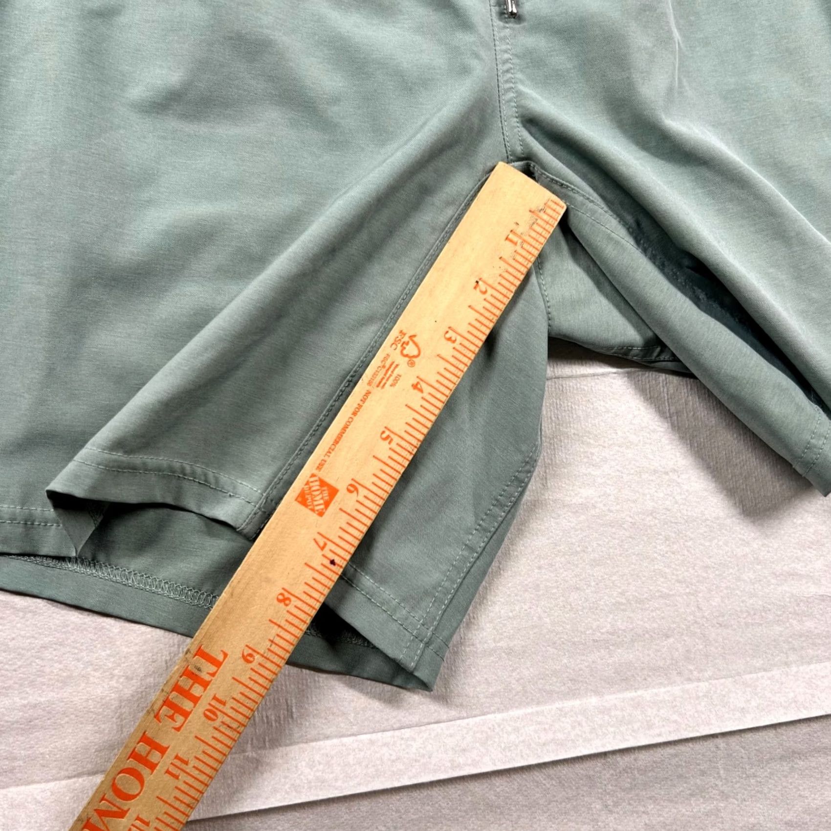 Olive Live Forever Golf Shorts Mens L Performance Stretch Lined Gym Sage 8" Inseam Size US 33 - 7 Thumbnail