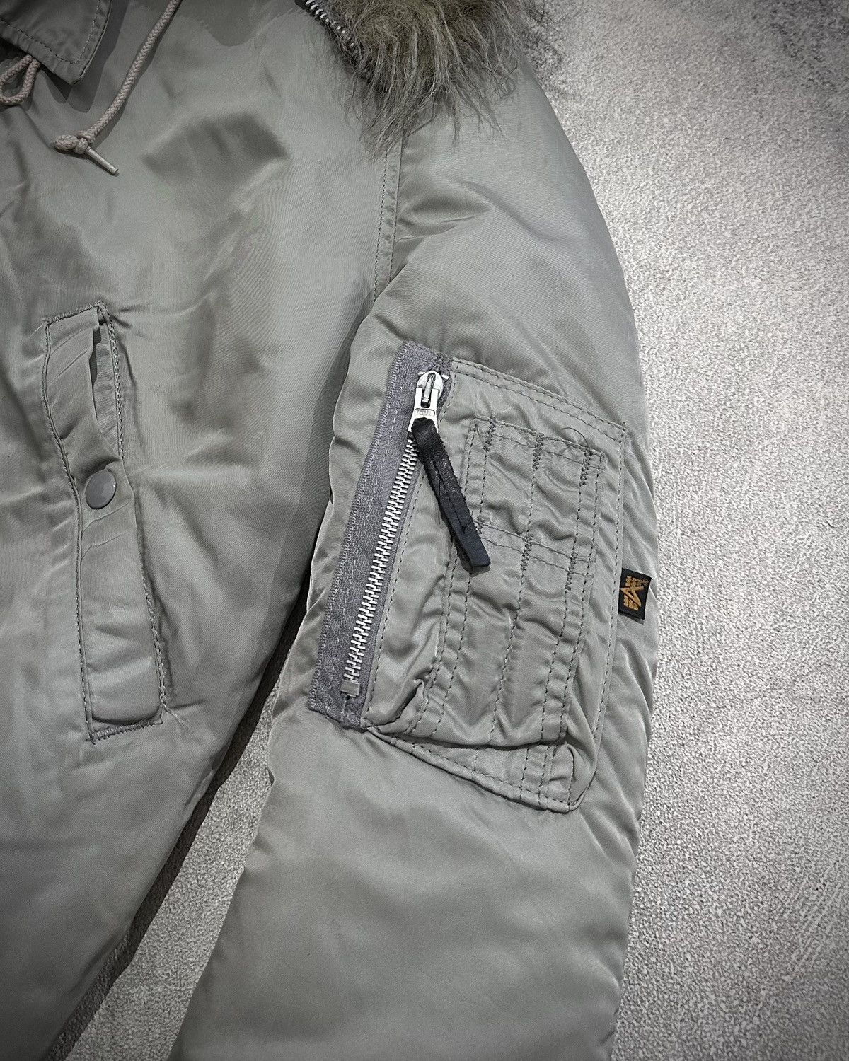 Alpha Industries Vintage Alpha Industries Attached Hood N-2b Jacket Size US L / EU 52-54 / 3 - 9 Thumbnail