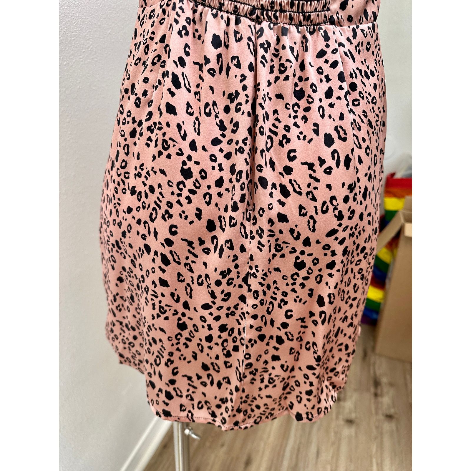 Reformation Reformation Silk Cheetah Mini Pink/Black 6 Spaghetti Strap Size M / US 6-8 / IT 42-44 - 6 Thumbnail