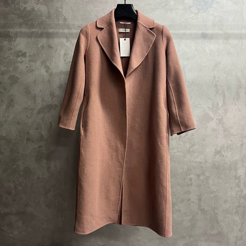Max Mara Max Mara Long coat with lotus root pink lapel design Size L / US 10 / IT 46 - 1 Thumbnail