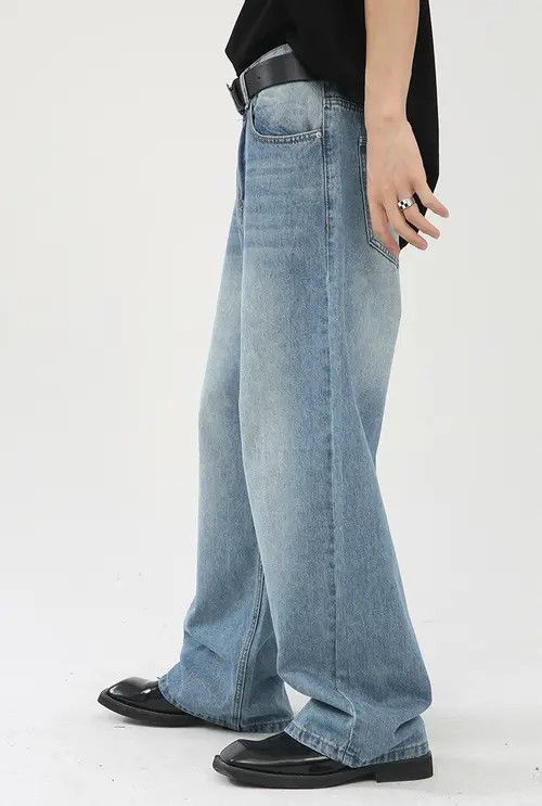 Hypebeast × Japanese Brand Wide-leg vintage washed light blue jeans Size US 32 / EU 48 - 4 Thumbnail