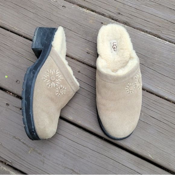 Ugg × Vintage Vintage y2k Ugg Floral Applique Embroidered Tan Suede Leathe Size US 8 / IT 38 - 2 Thumbnail