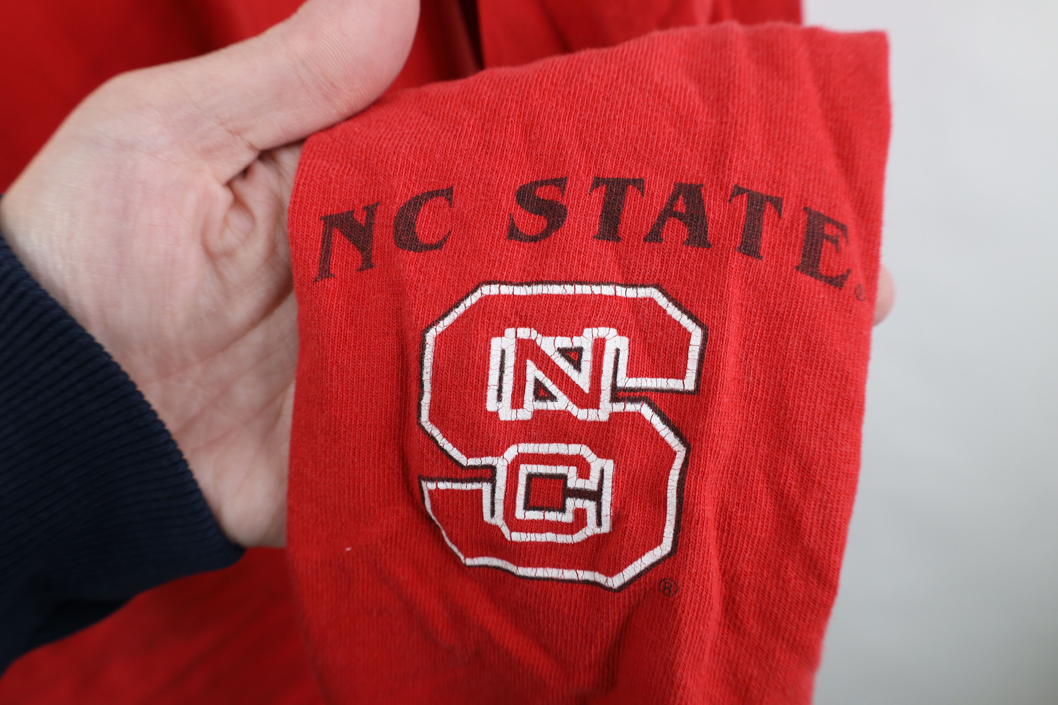 Vintage Vintage 90s Carolina State University Long Sleeve T-Shirt Size US XXL / EU 58 / 5 - 11 Thumbnail