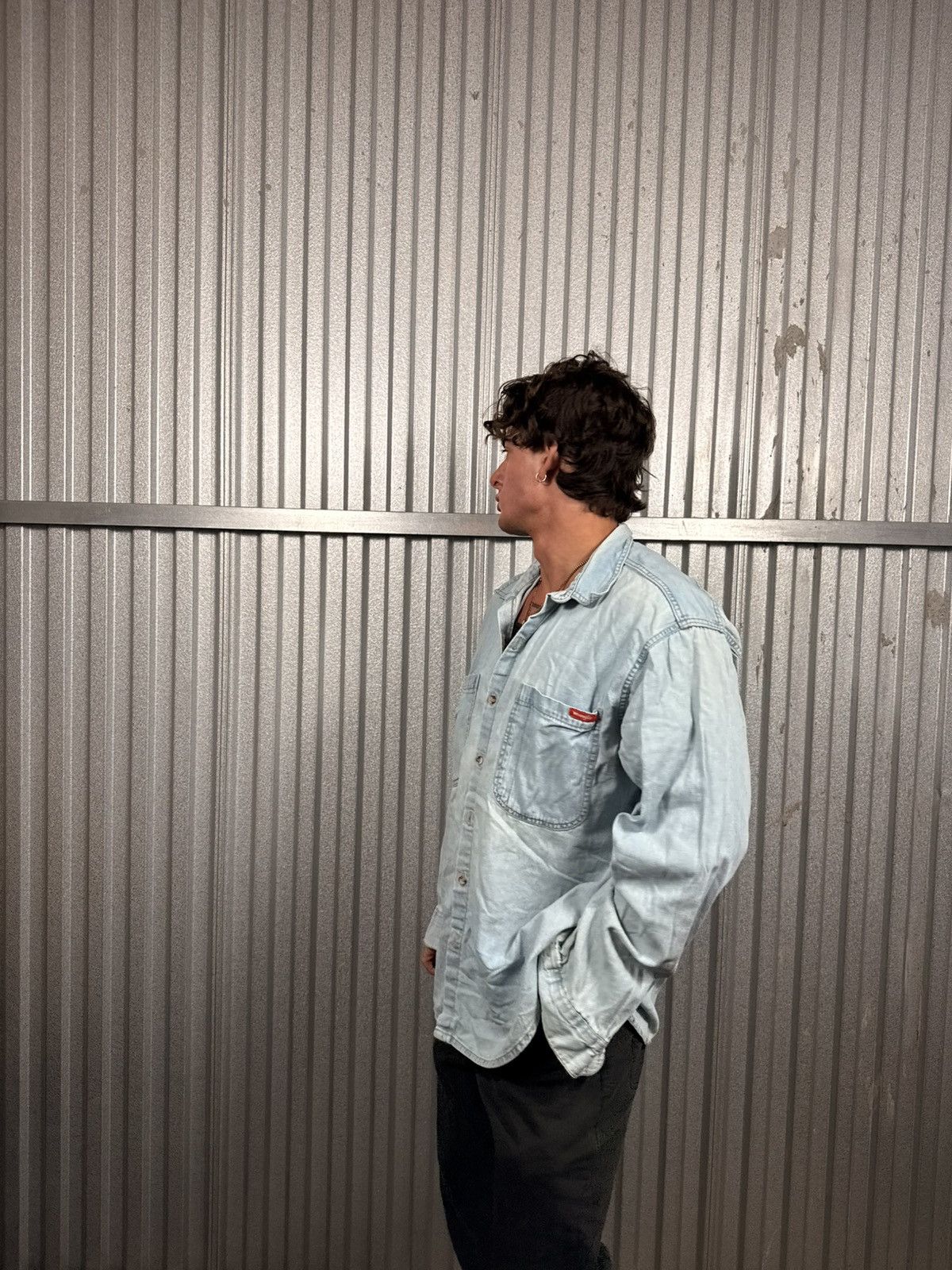 Wrangler Vintage Distressed Denim Western Wrangler Button Up Shirt Size US L / EU 52-54 / 3 - 2 Thumbnail