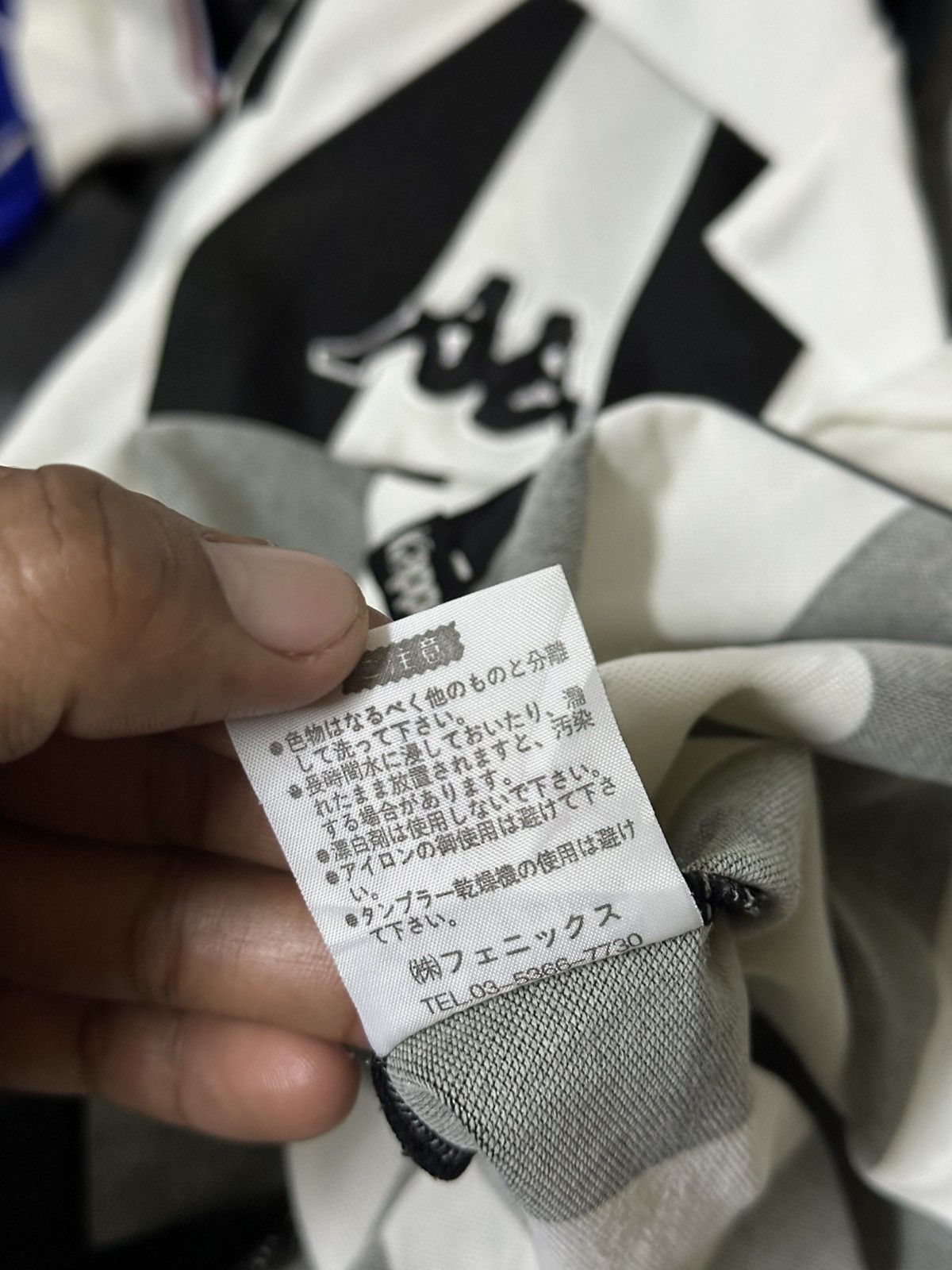 Vintage Vintage Kappa Juventus Jersey . Size US L / EU 52-54 / 3 - 9 Thumbnail