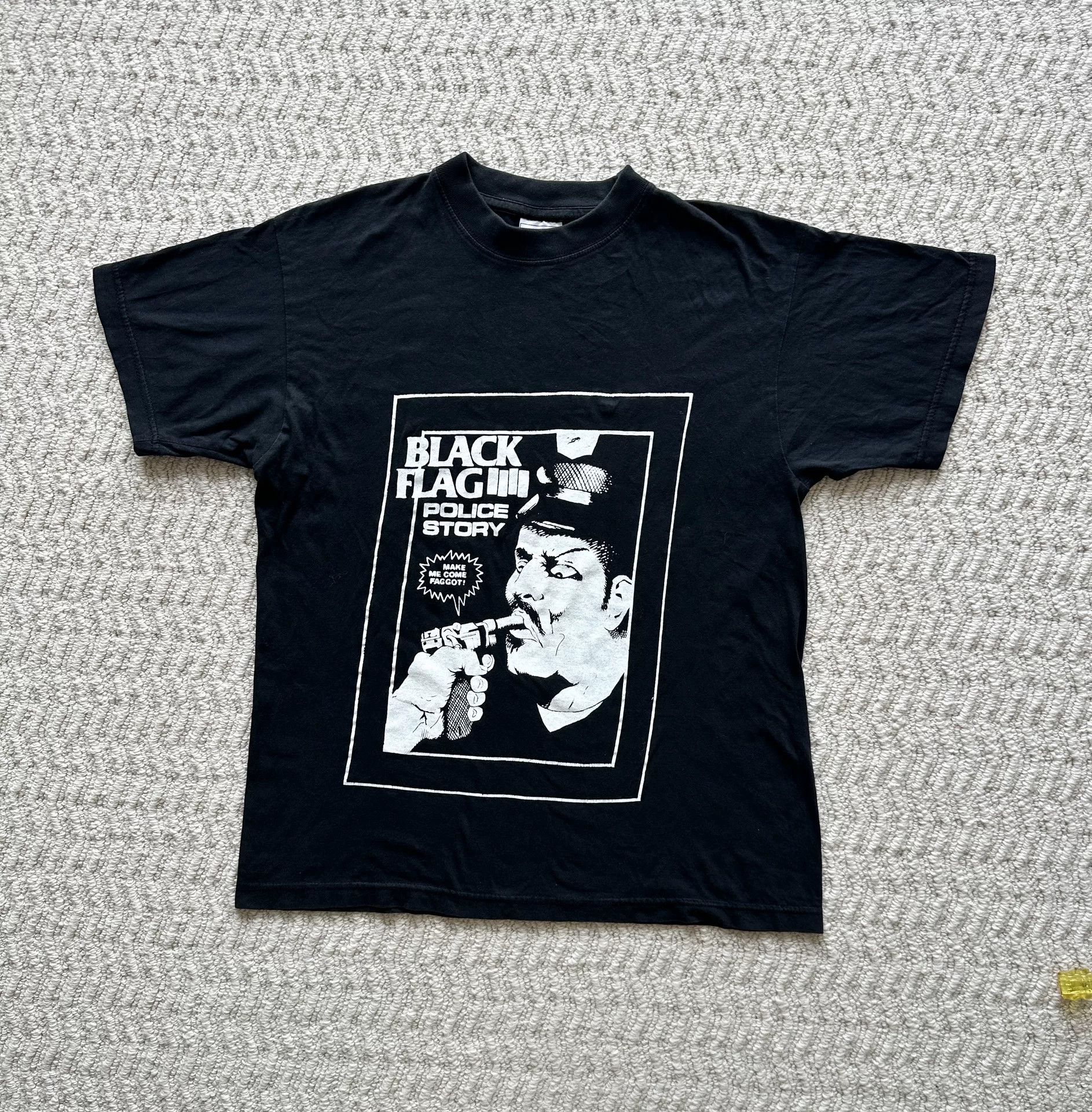 Vintage Vintage 90s Black Flag Police Story Tee Size US S / EU 44-46 / 1 - 1 Thumbnail