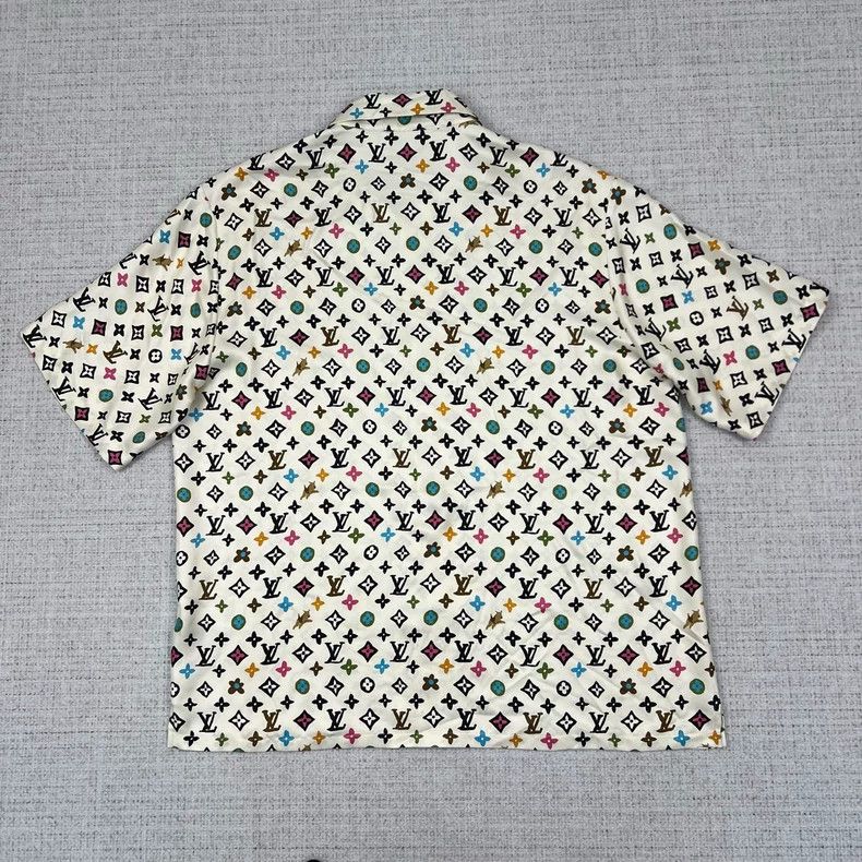 Louis Vuitton Louis Vuitton SS24 Logo Full Print Single Breasted Silk Sho Size US XXL / EU 58 / 5 - 2 Thumbnail