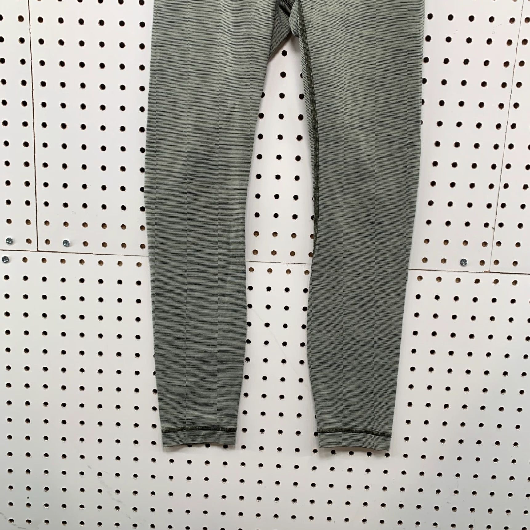 Lululemon VINTAGE Lululemon Align 7/8 Yoga Leggings Womens Size 4 Olive Green Activewear Size 27" / US 4 / IT 40 - 6 Thumbnail