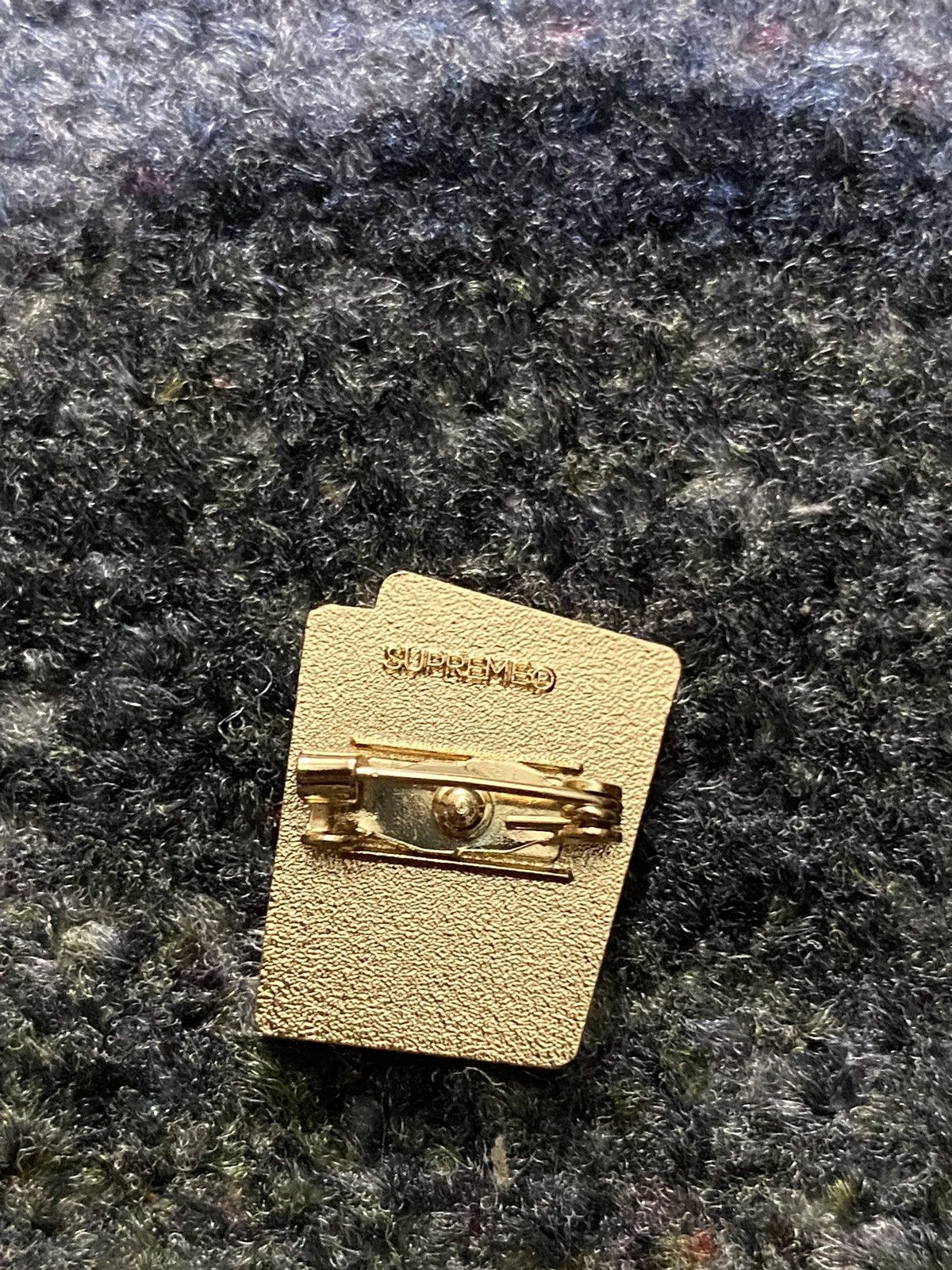 Supreme Supreme Playing Cards Pin Size ONE SIZE - 2 Thumbnail