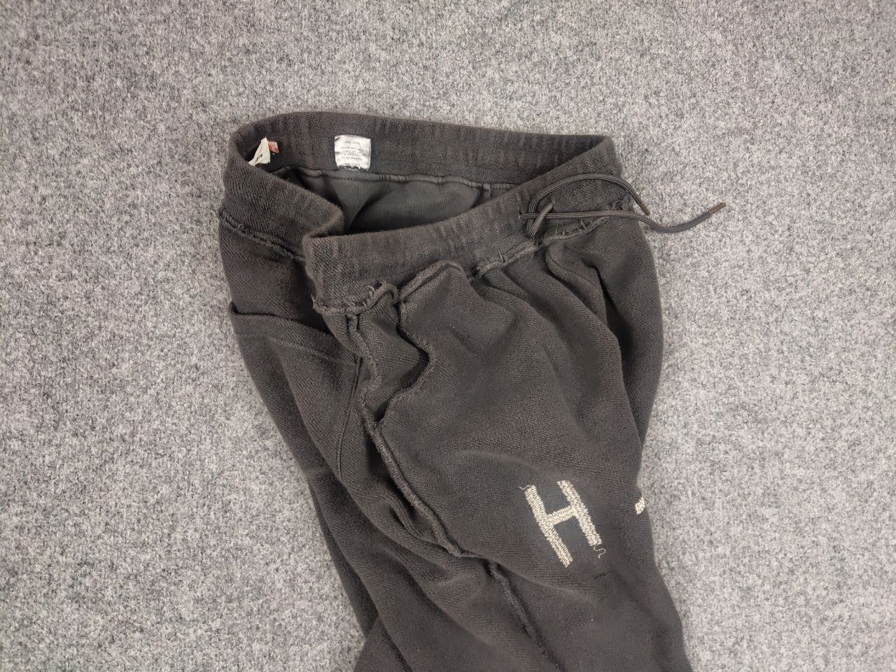 Honor the Gift Honor The Gift Design Weathered Logo Gray Baggy Sweatpant Size US 36 / EU 52 - 16 Thumbnail
