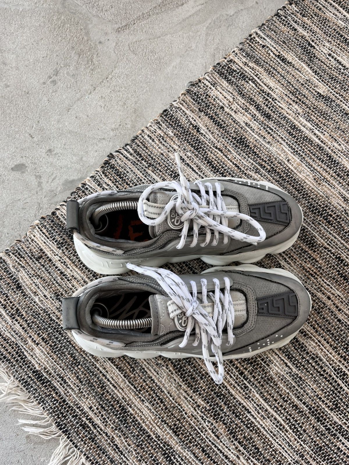 Versace Versace Chain Reaction Sneakers Baroque Medusa Logo Y2K Size US 5 / IT 35 - 4 Thumbnail