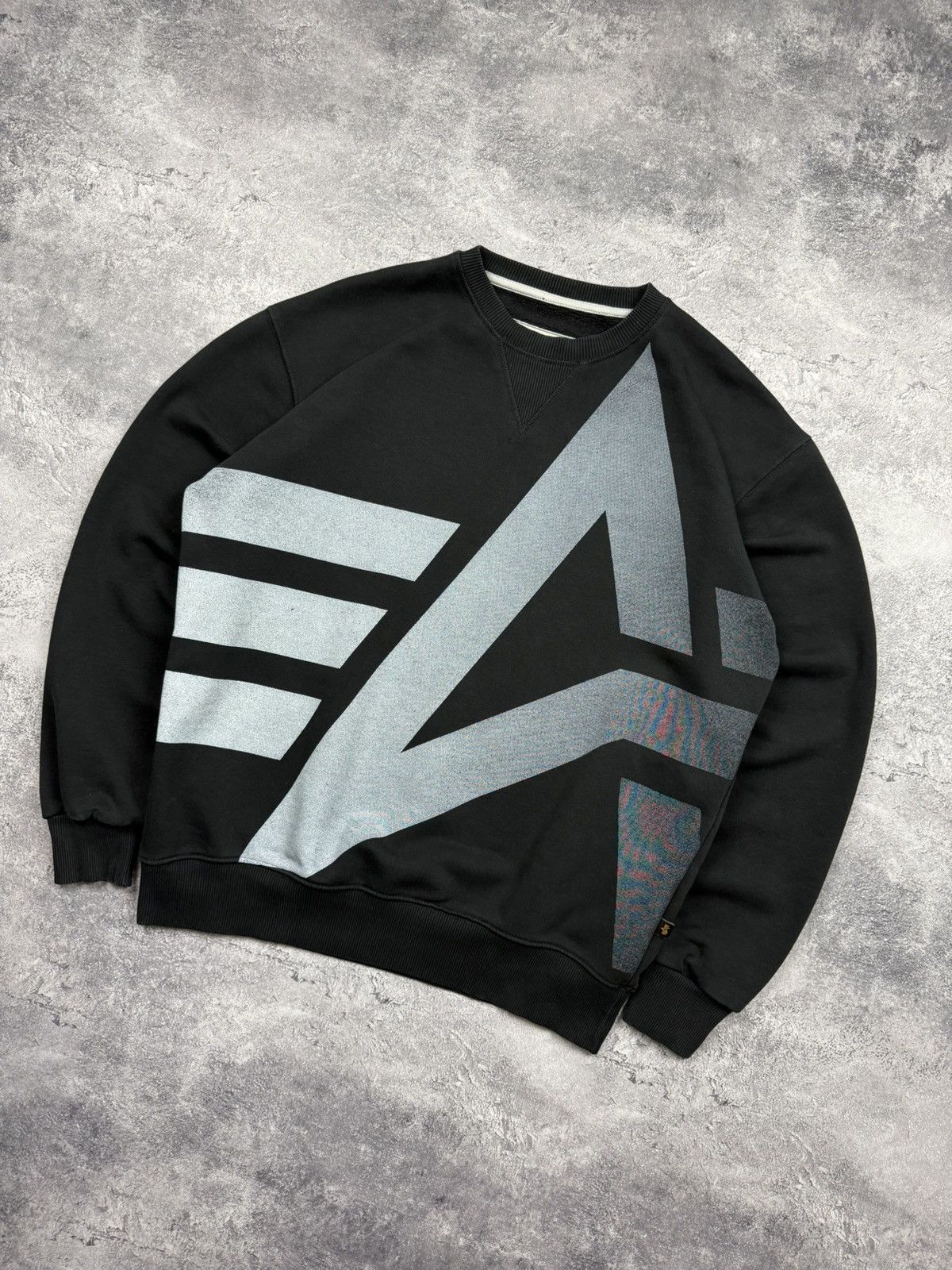 Alpha Industries Vintage Alpha Industries Big Logo Black Sweatshirt Size XL Size US XL / EU 56 / 4 - 2 Thumbnail