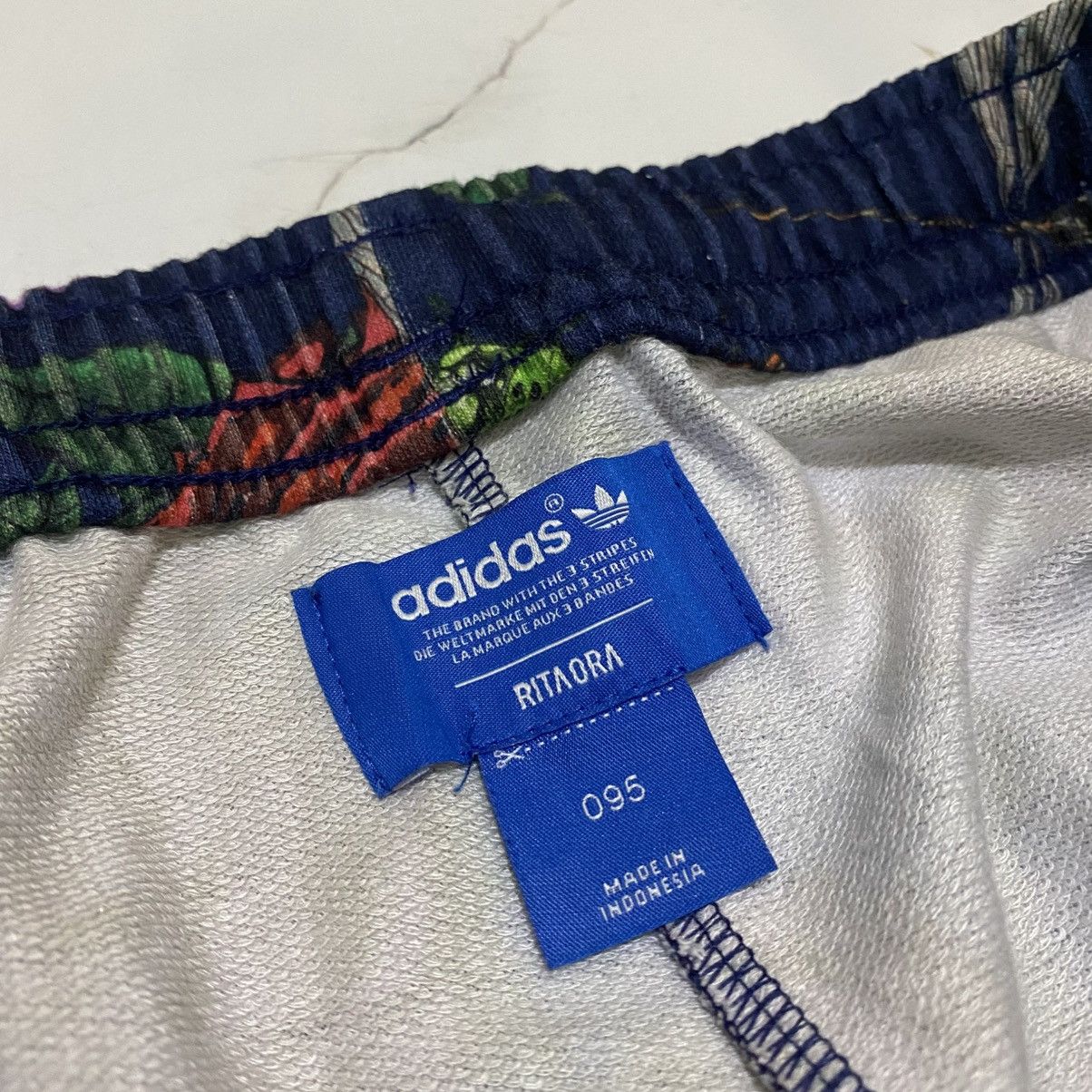 Adidas FW2014 Adidas Original by Rita Ora “Roses” Track Pants Size 30" / US 8 / IT 44 - 6 Thumbnail