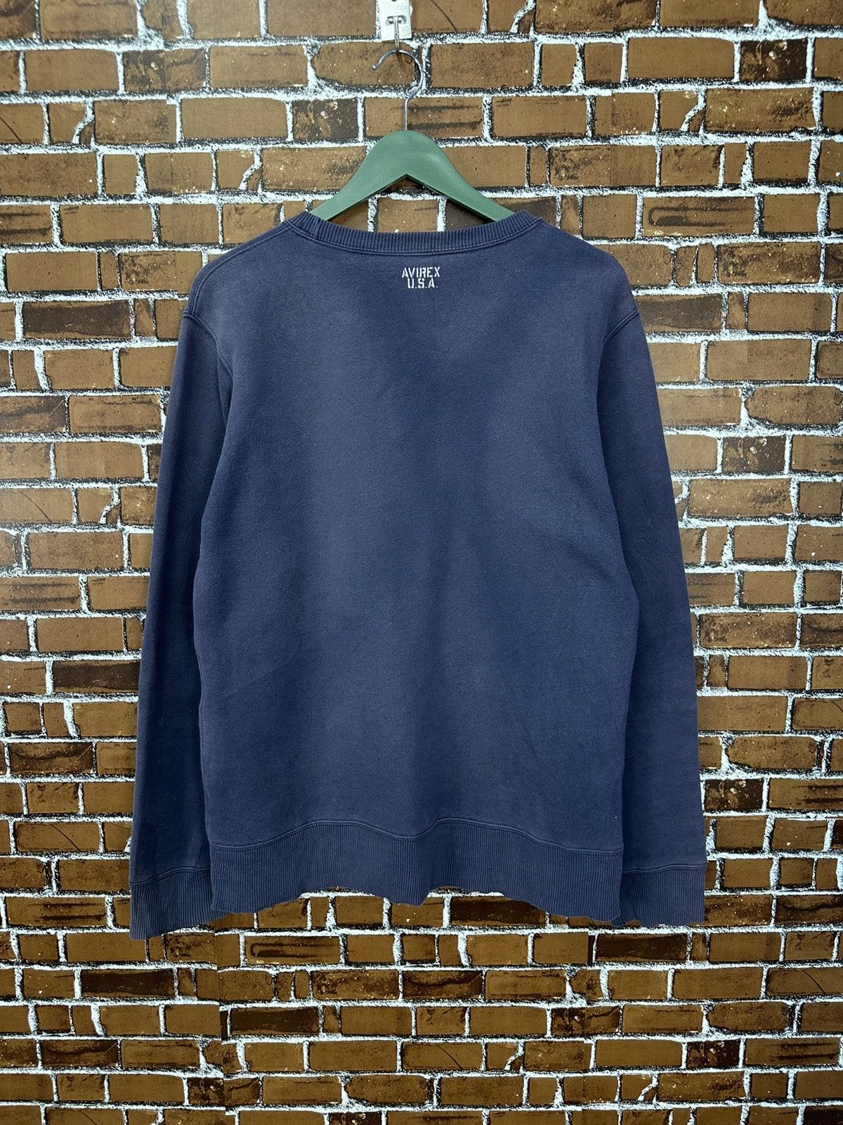Avirex Vintage Avirex Spell Out Sun Faded Crewneck Z417 Size US L / EU 52-54 / 3 - 4 Thumbnail