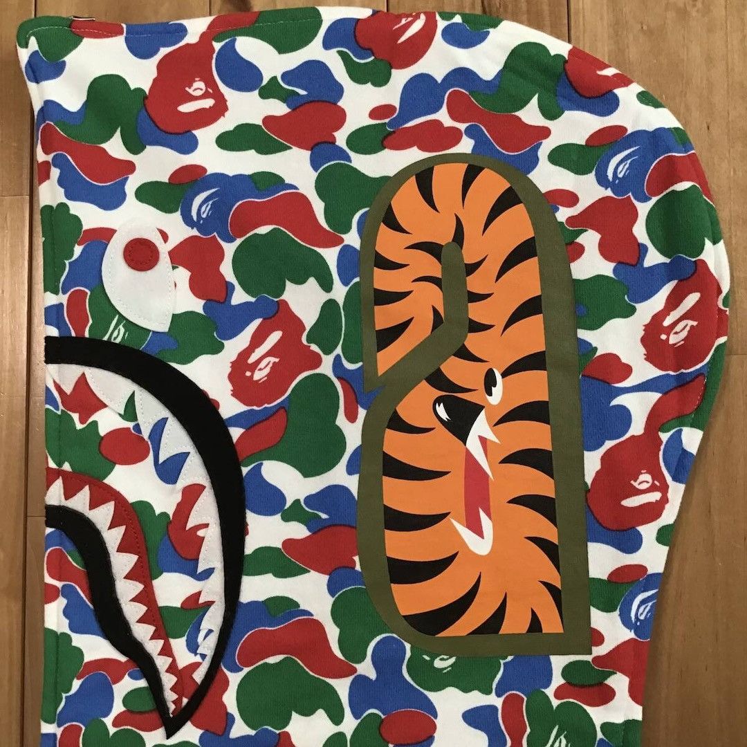 Bape 2024 🔥QINGDAO Store Camo🔥 BAPE shark full zip hoodie APE Size US XL / EU 56 / 4 - 6 Thumbnail