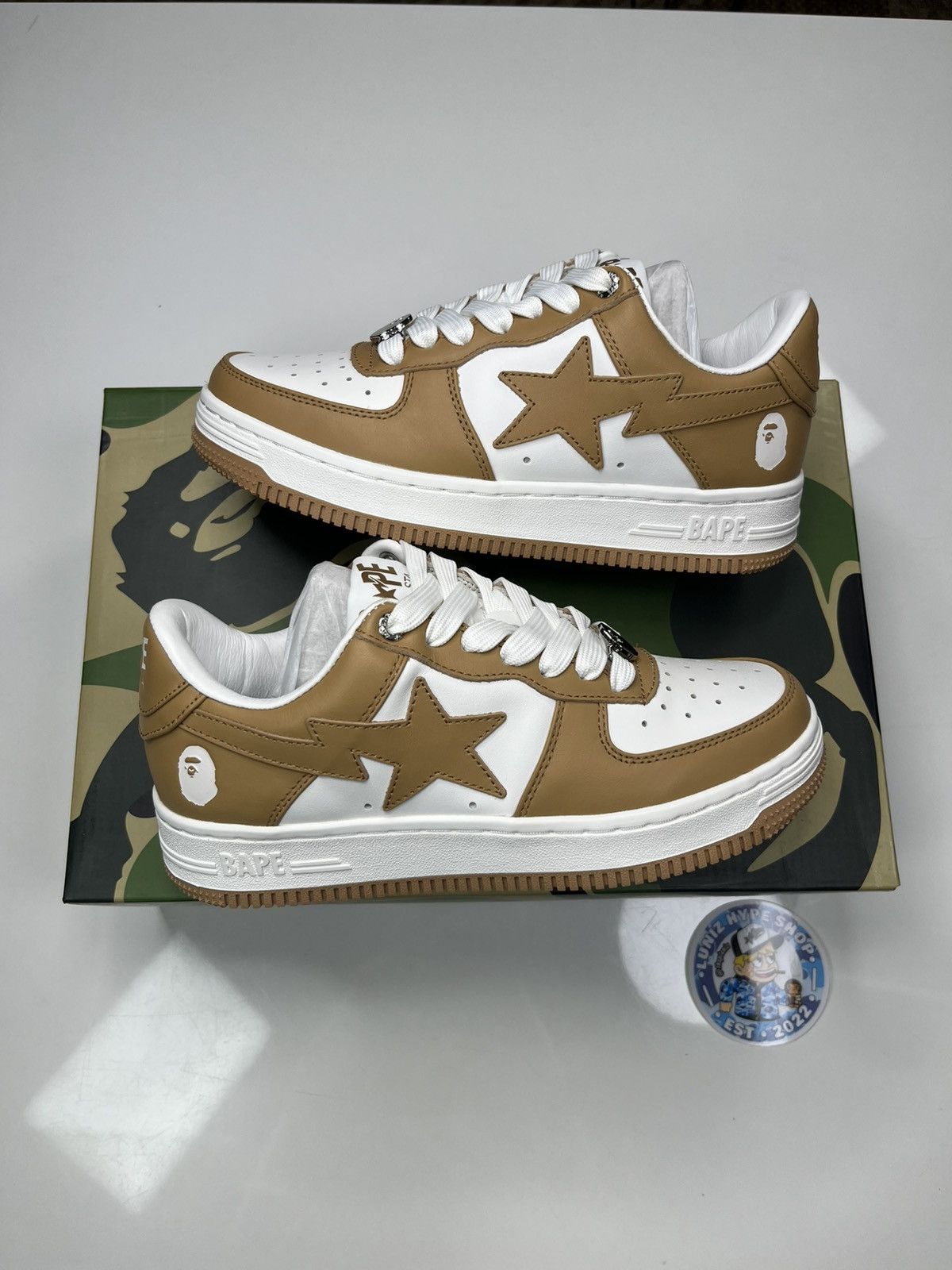 Bape BAPE STA #4 M1 ‘Beige’ Size US 5 / EU 37 - 1 Thumbnail