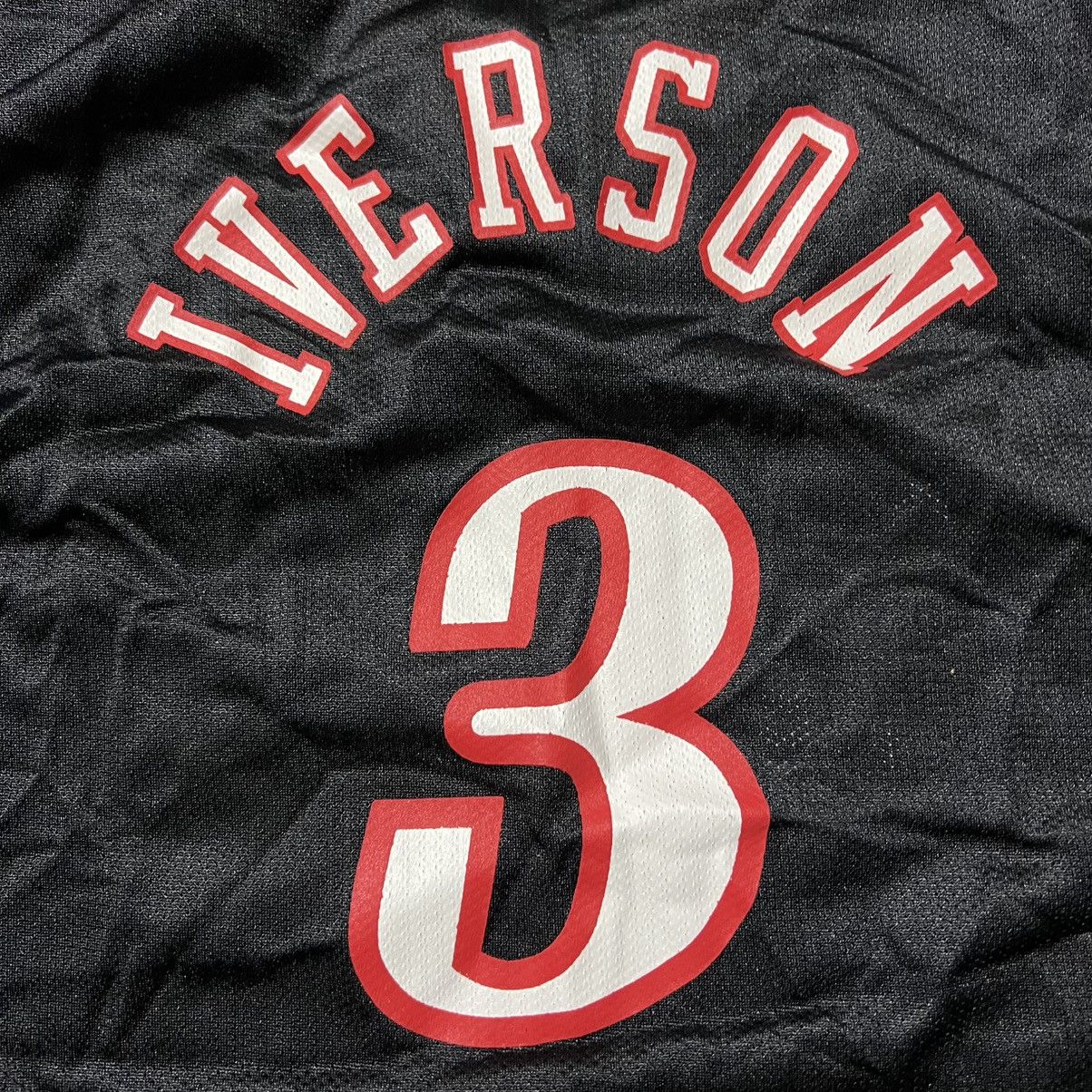 NBA × Vintage Vintage NBA Philadelphia 76’ers Iverson Champion Jersey Size US S / EU 44-46 / 1 - 7 Thumbnail