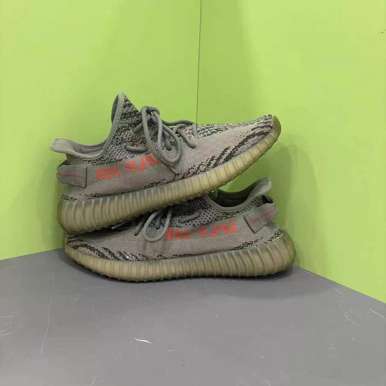 Adidas adidas Yeezy Boost 350 V2 Beluga Reflective K15 Size US 10 / EU 43 - 5 Thumbnail