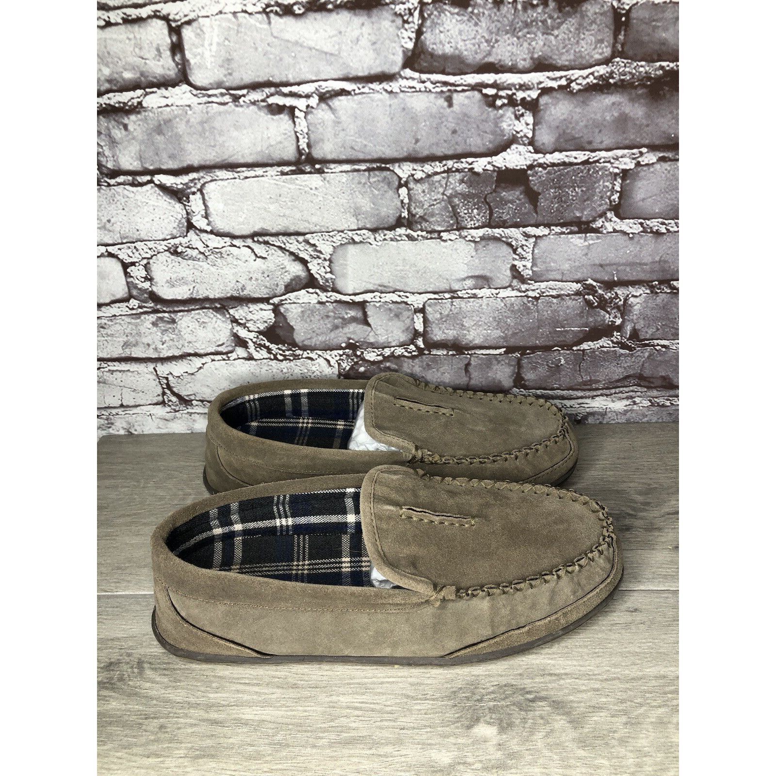 Clarks Clarks Taupe Suede Moccasin Comfort Plaid Lined House Slippe Size US 13 / EU 46 - 3 Thumbnail
