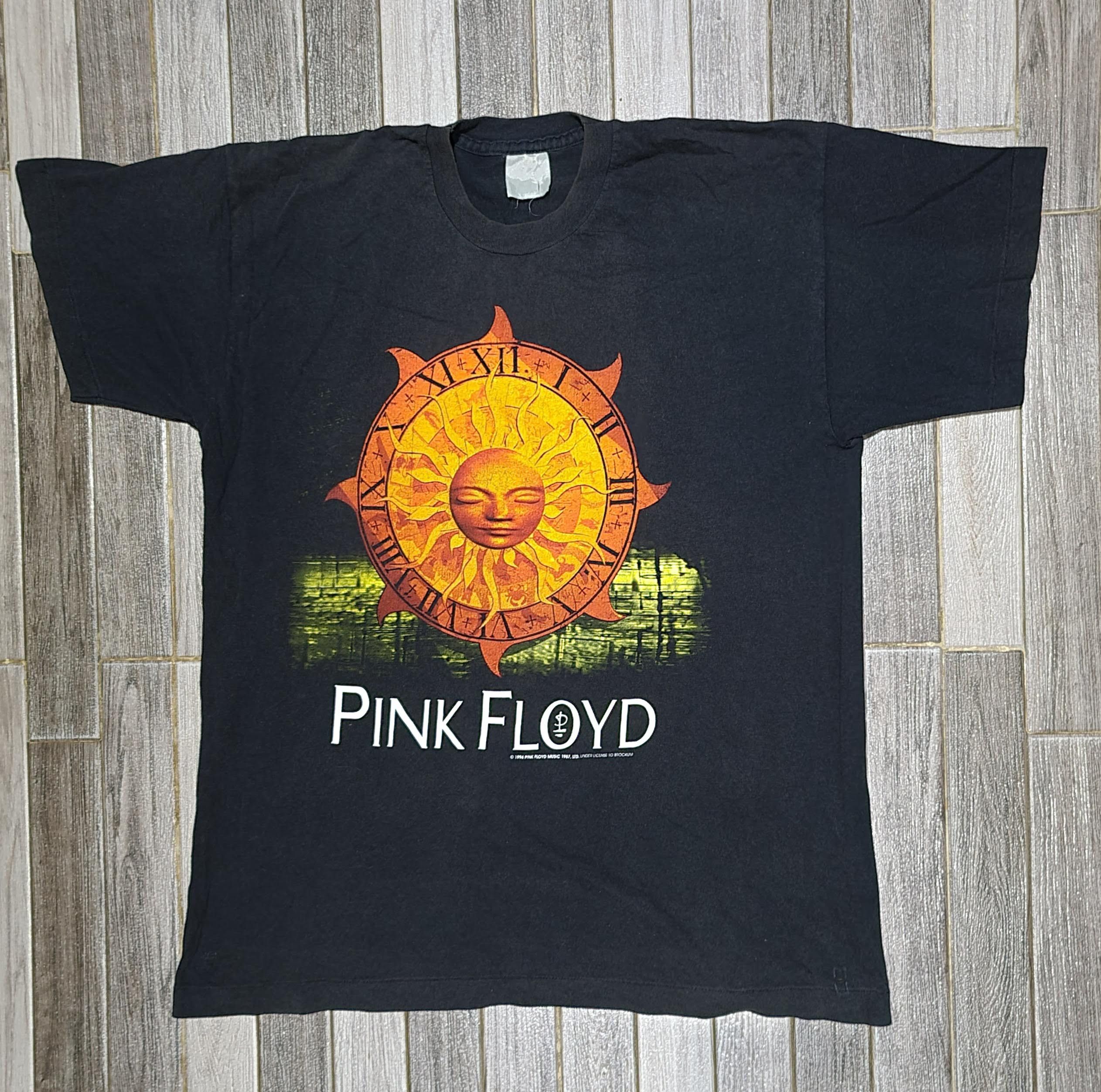 image of Band Tees x Pink Floyd Vintage 1994 Pink Floyd Tour Shirt in Black, Men's (Size XL)