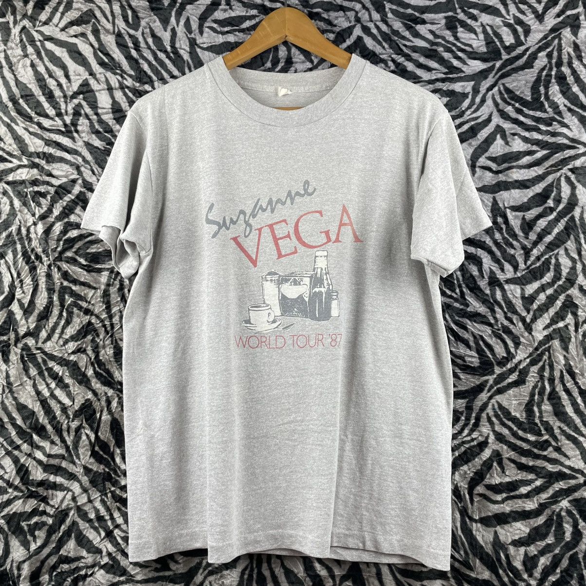 Band Tees × Vintage Vintage Suzanne Vega T-Shirt World Tour 1987 Size US M / EU 48-50 / 2 - 3 Thumbnail