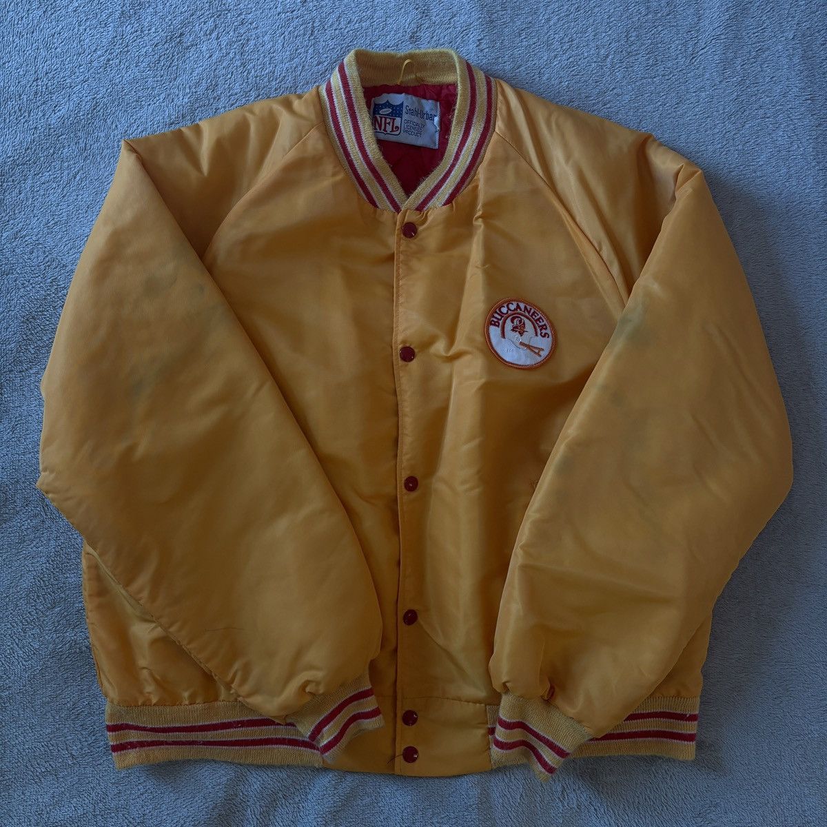NFL Yellow/Red Vintage Buccaneers NFL Bomber Jacket Size US L / EU 52-54 / 3 - 1 Thumbnail