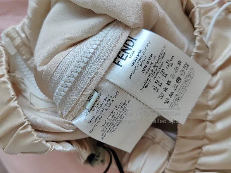 Fendi Fendi size XS Shiny Zipper Casual Wide Leg Pants Size 23" - 8 Thumbnail