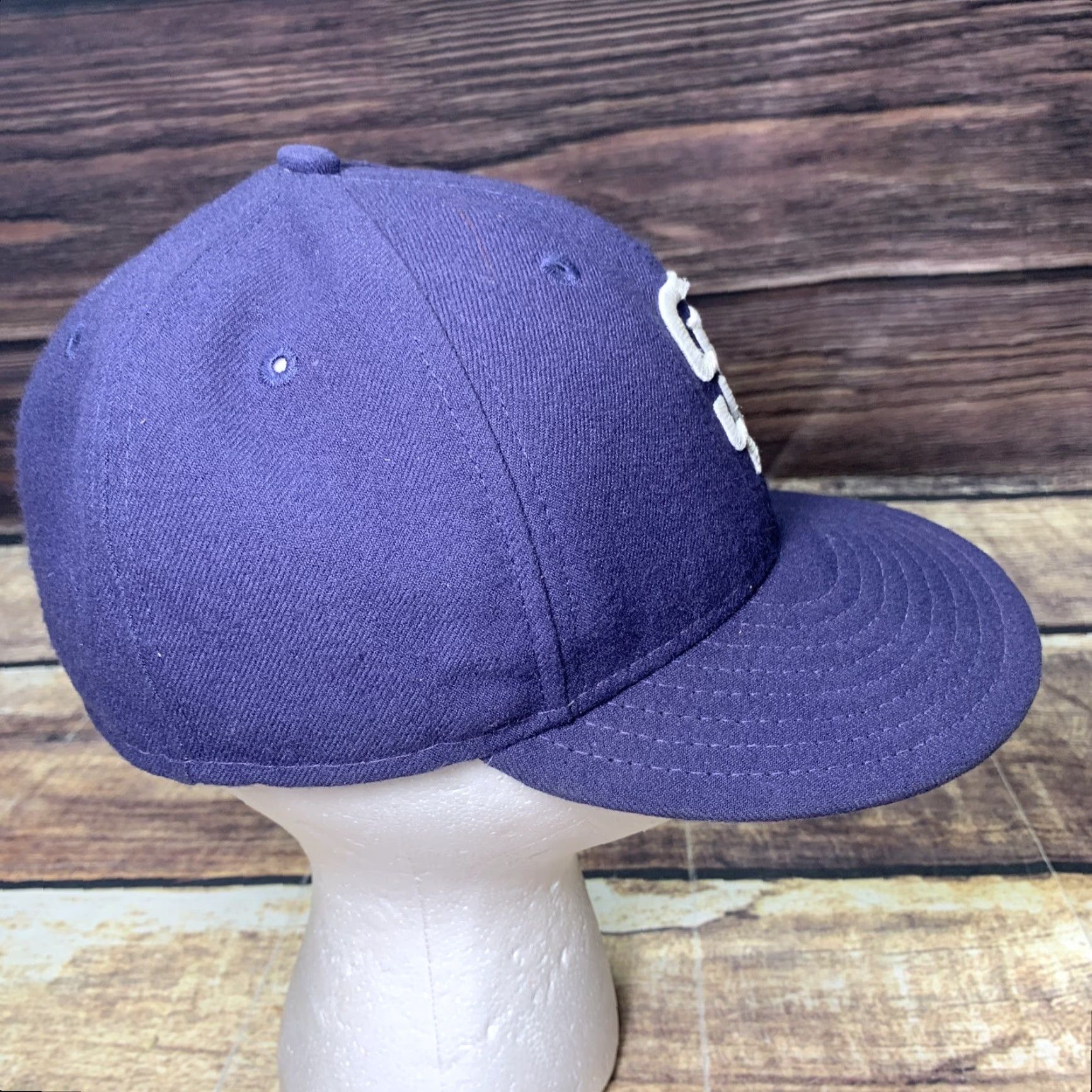 New Era San Diego Padres SD MLB Hat Cap New Era 59Fifty Navy Mens Casual Baseball Cap 6 7/8 Authentic Collection Size ONE SIZE - 6 Thumbnail