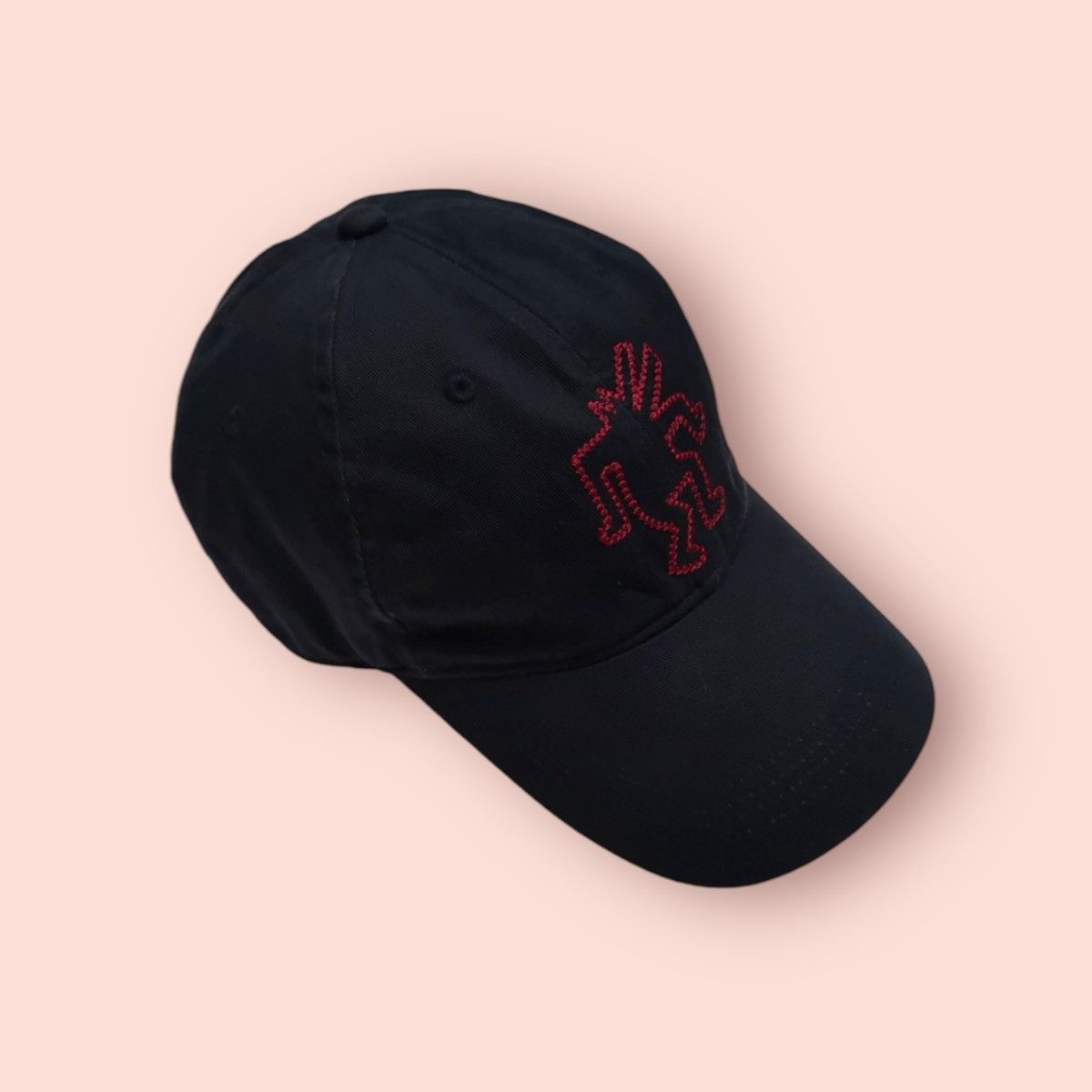 Jun Takahashi VINTAGE KEITH HARING X UNIQLO BIG LOGO STRAPBACK Size ONE SIZE - 2 Thumbnail