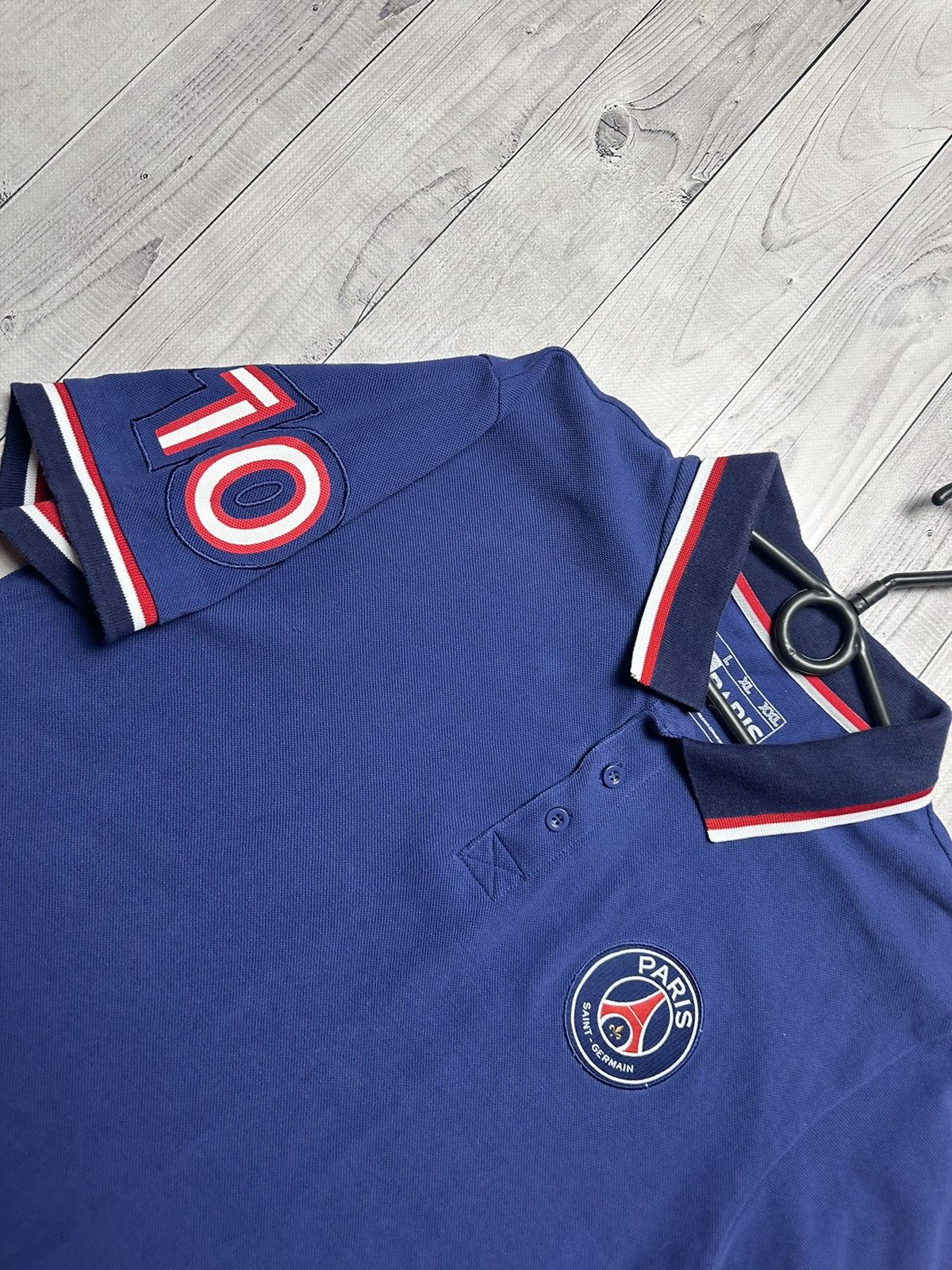 Vintage Paris soccer polo PSG size S logo Size US S / EU 44-46 / 1 - 2 Thumbnail